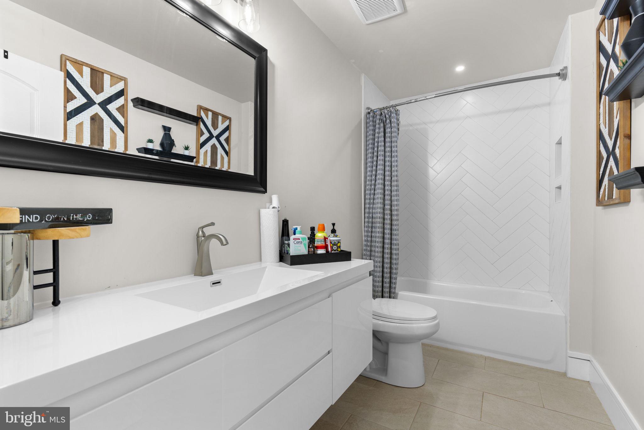 SUMMERWIND - Residential