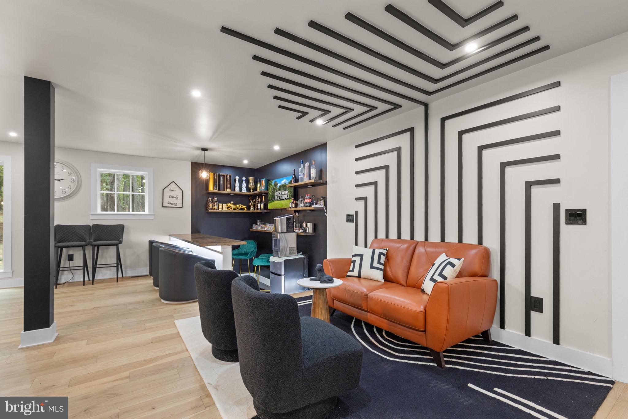 SUMMERWIND - Residential