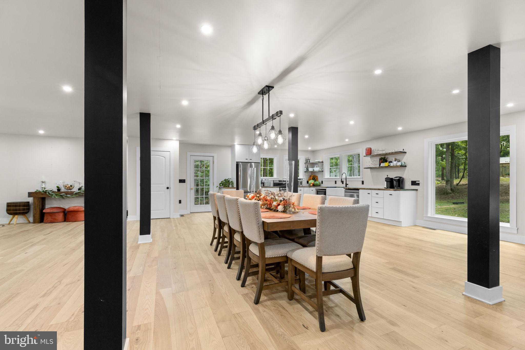 SUMMERWIND - Residential