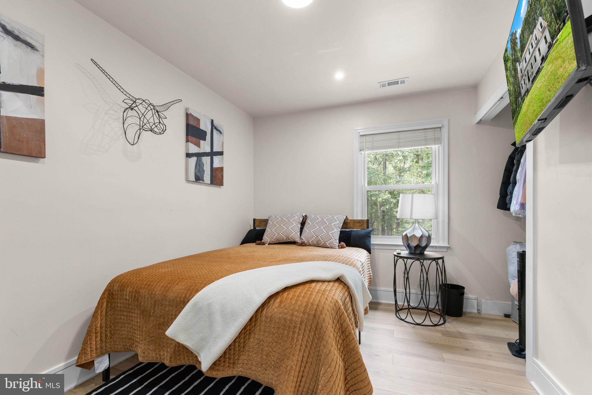 SUMMERWIND - Residential