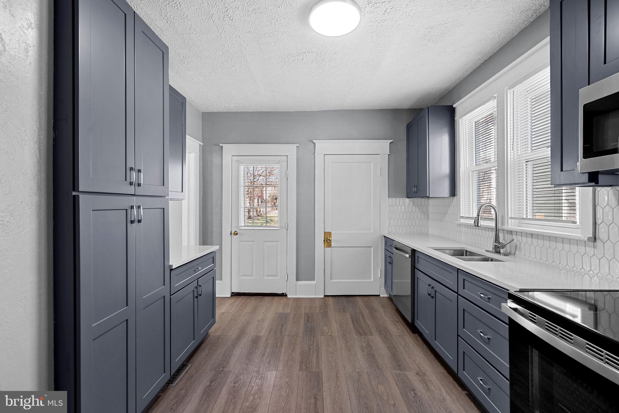 WINCHESTER CITY - Residential