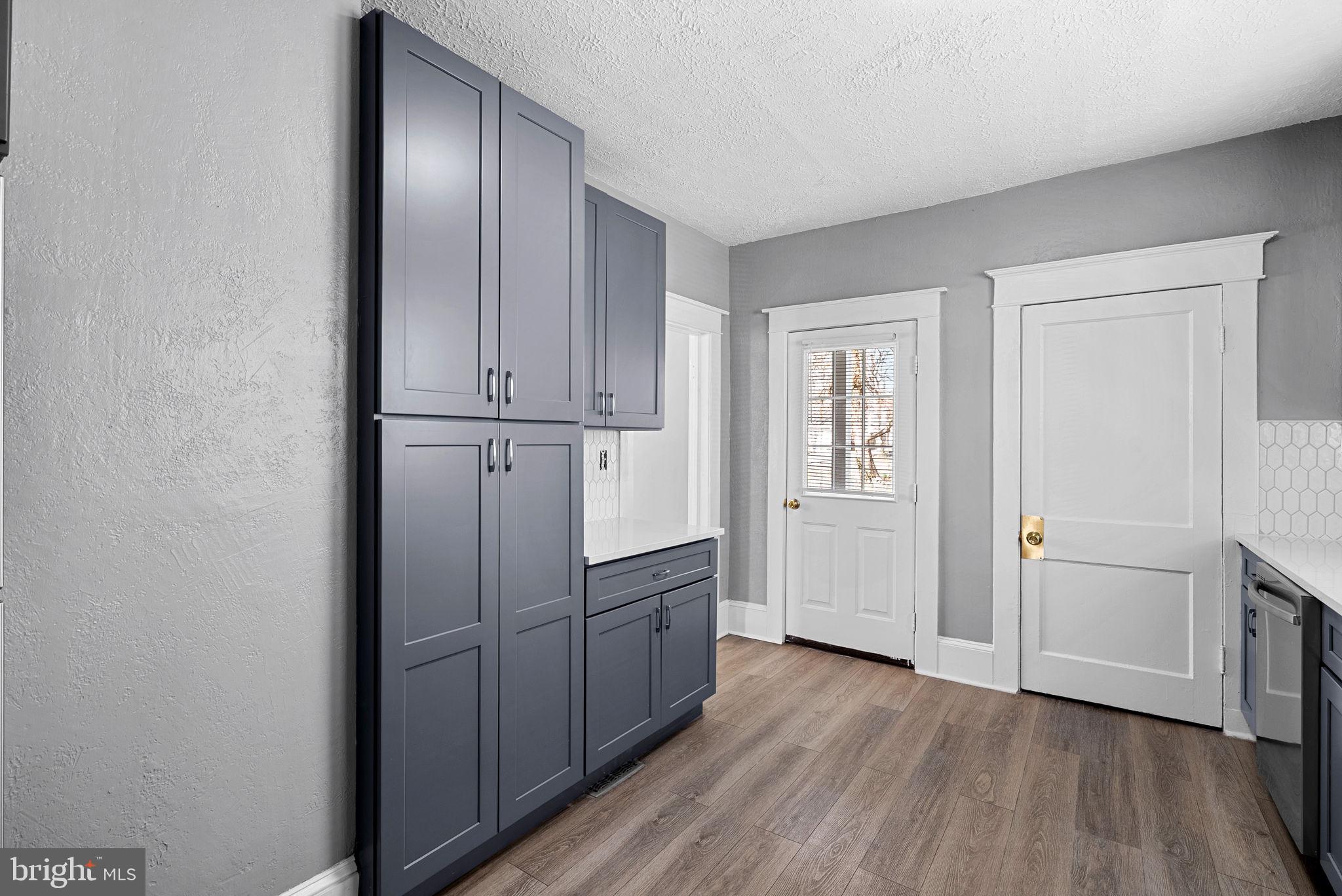 WINCHESTER CITY - Residential