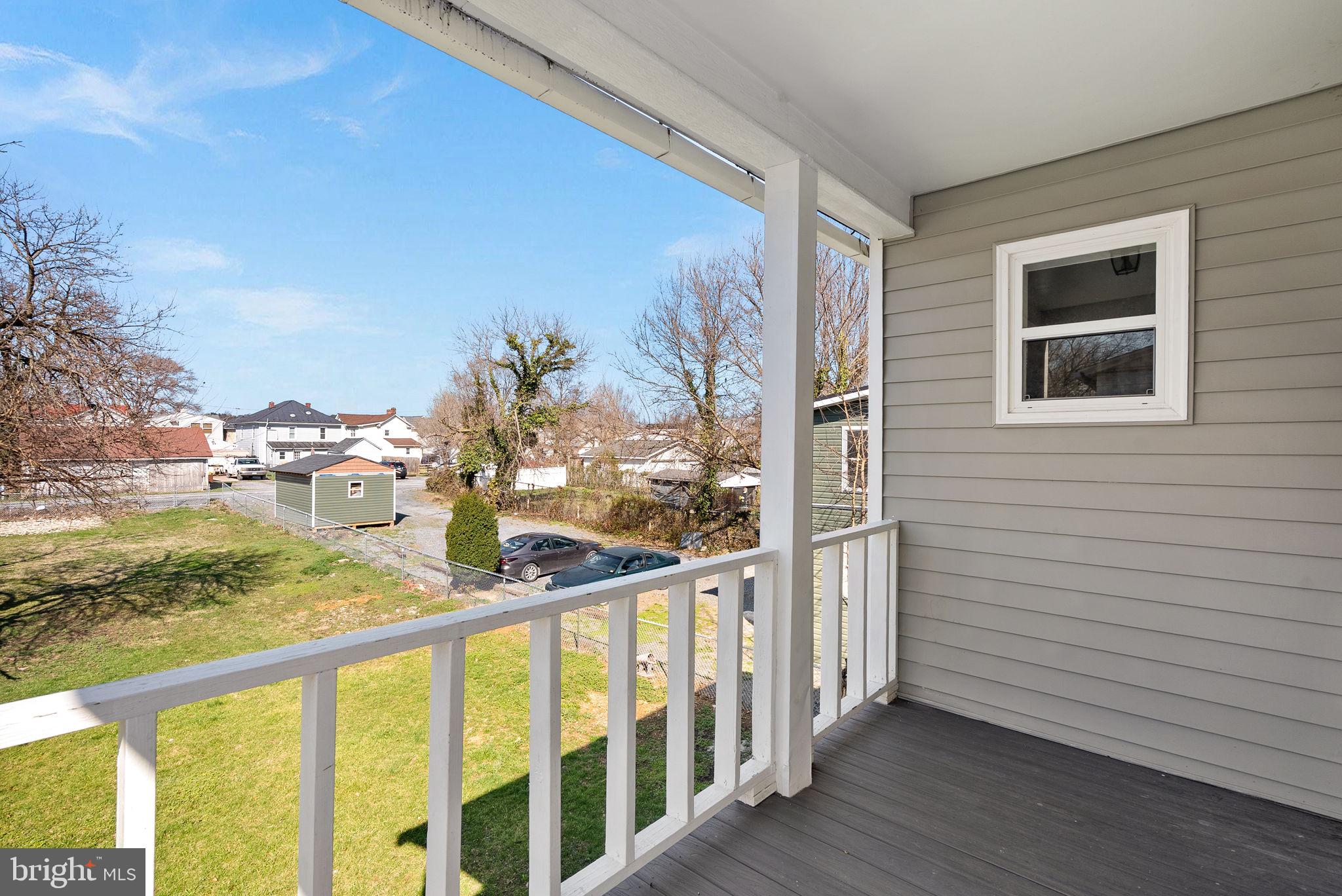 WINCHESTER CITY - Residential