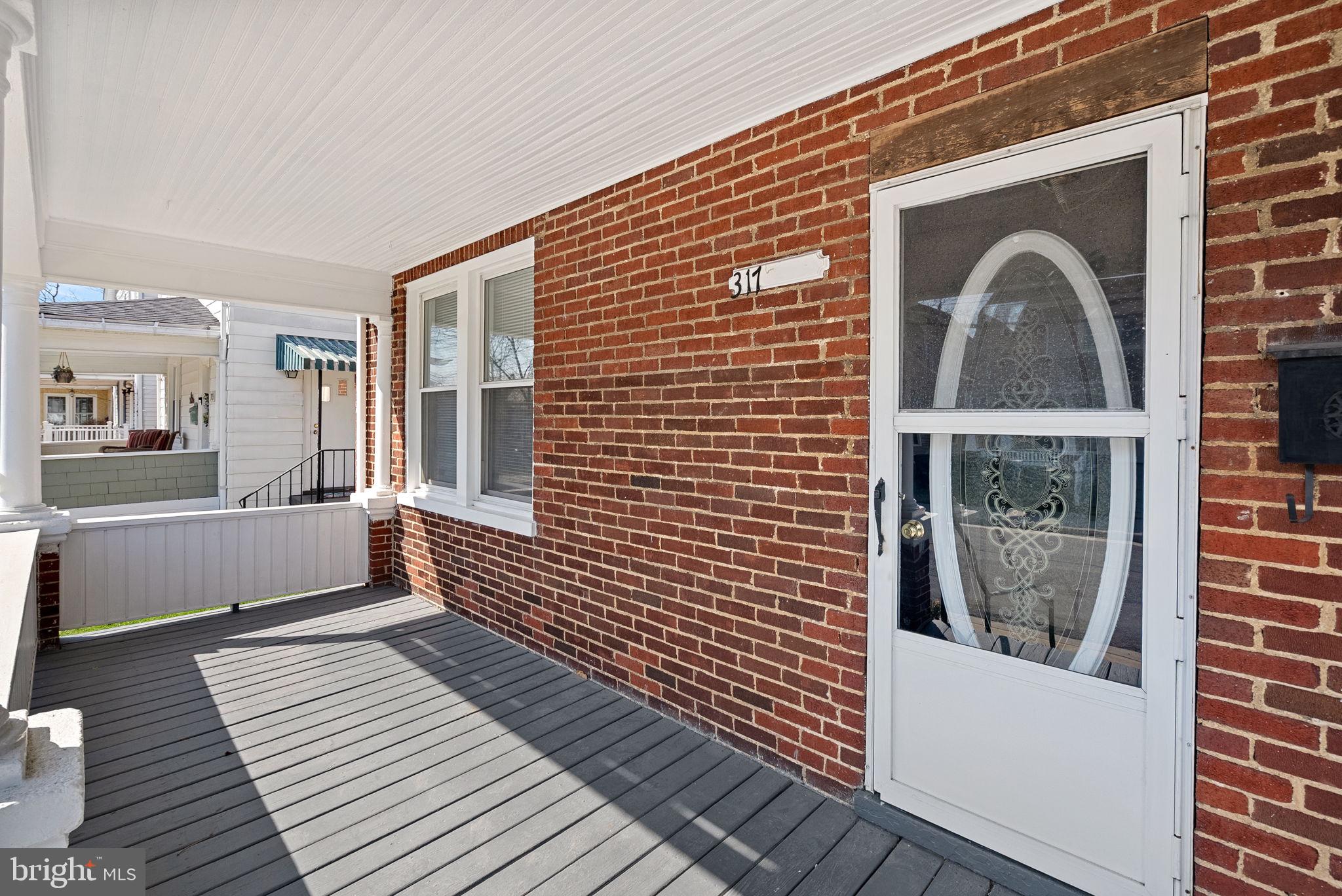 WINCHESTER CITY - Residential