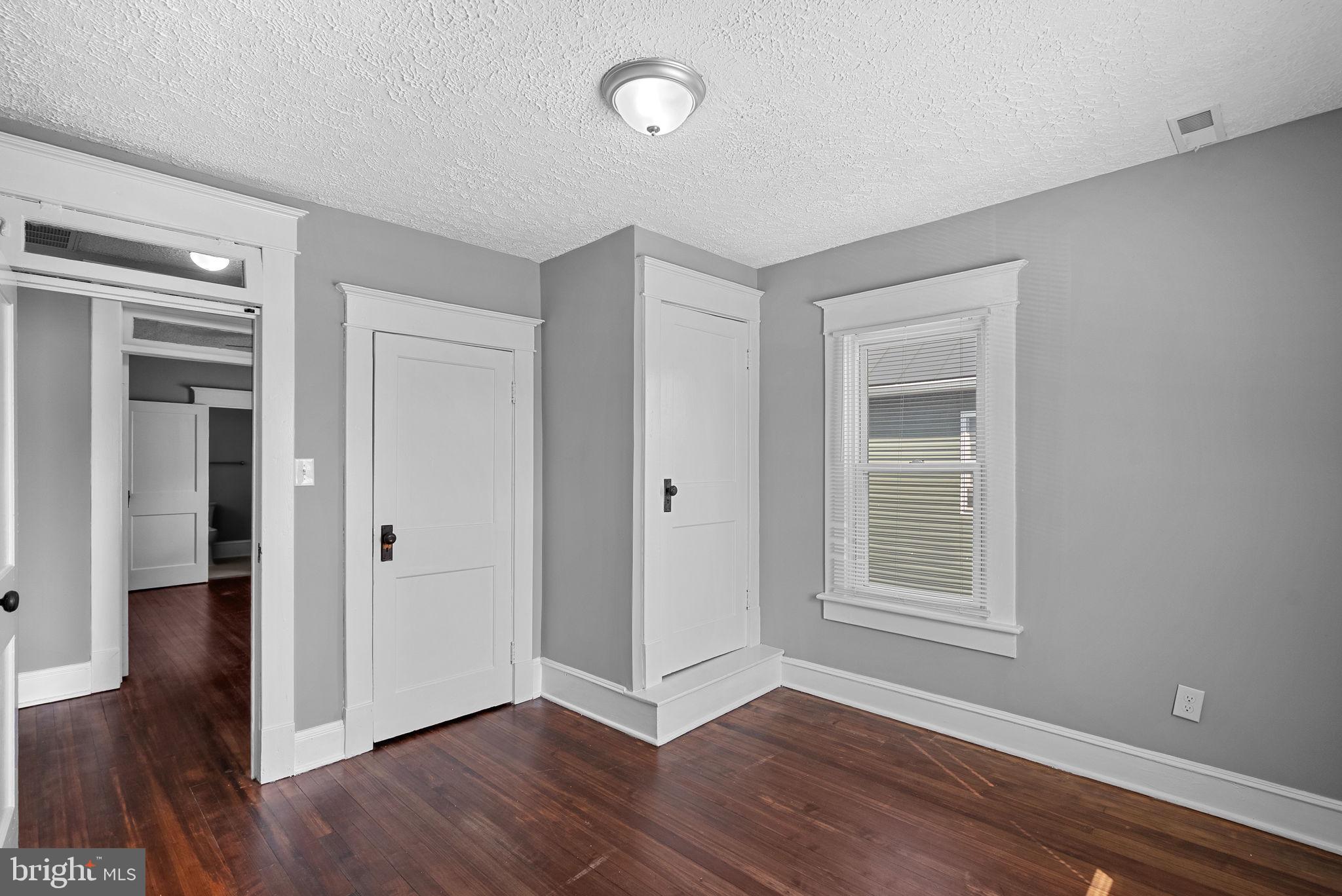 WINCHESTER CITY - Residential