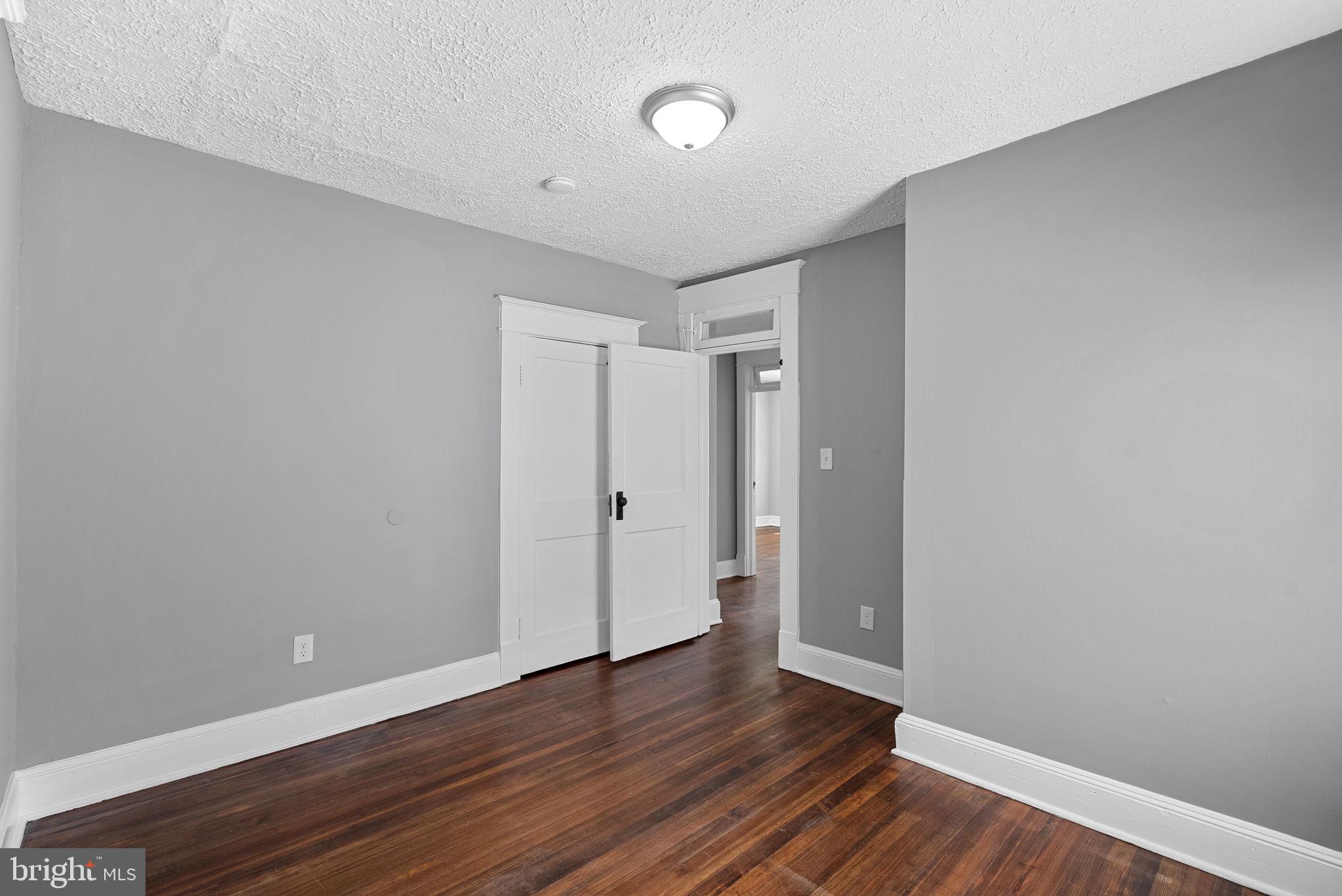 WINCHESTER CITY - Residential