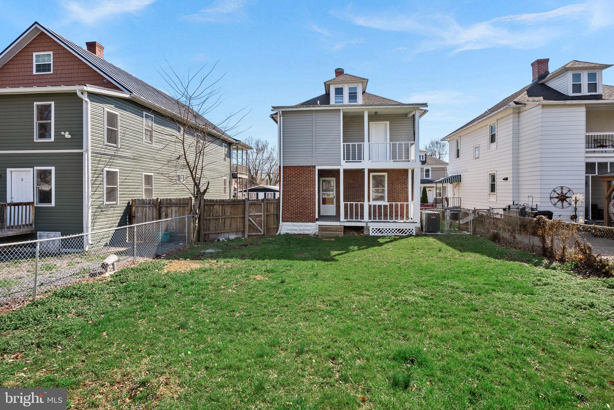 WINCHESTER CITY - Residential