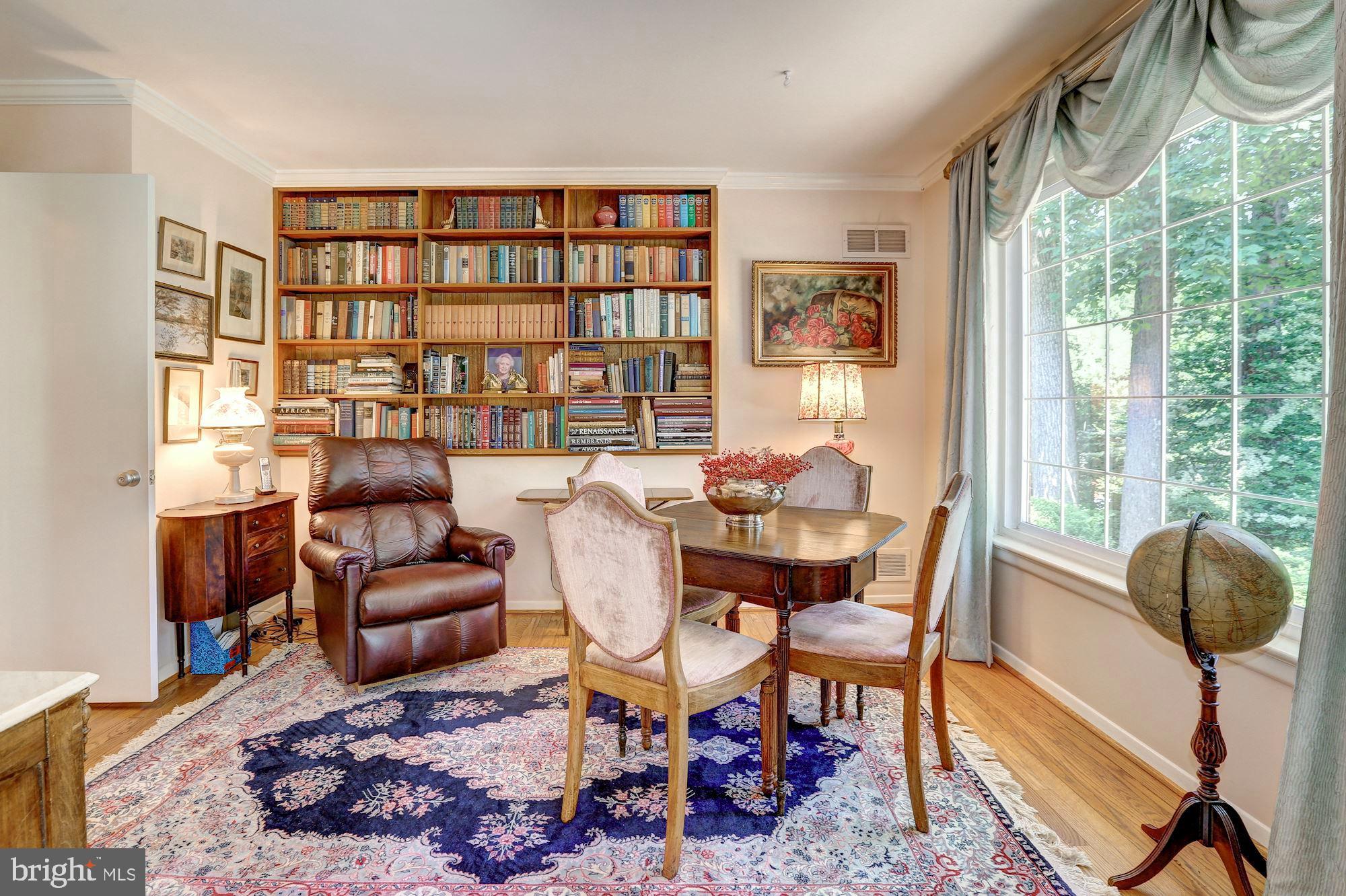 LONGWOOD - Residential