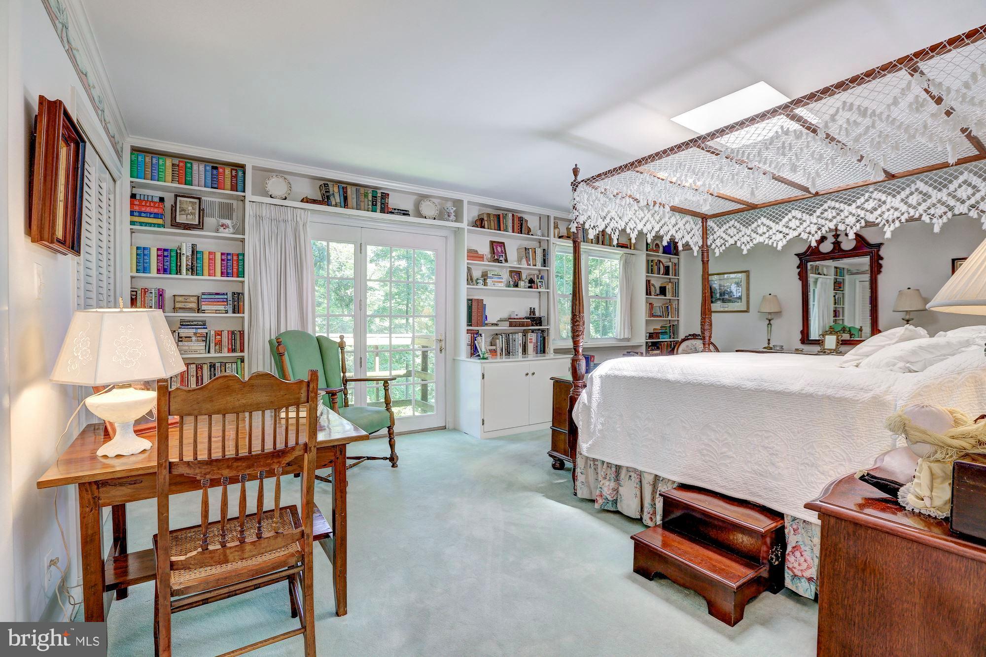 LONGWOOD - Residential