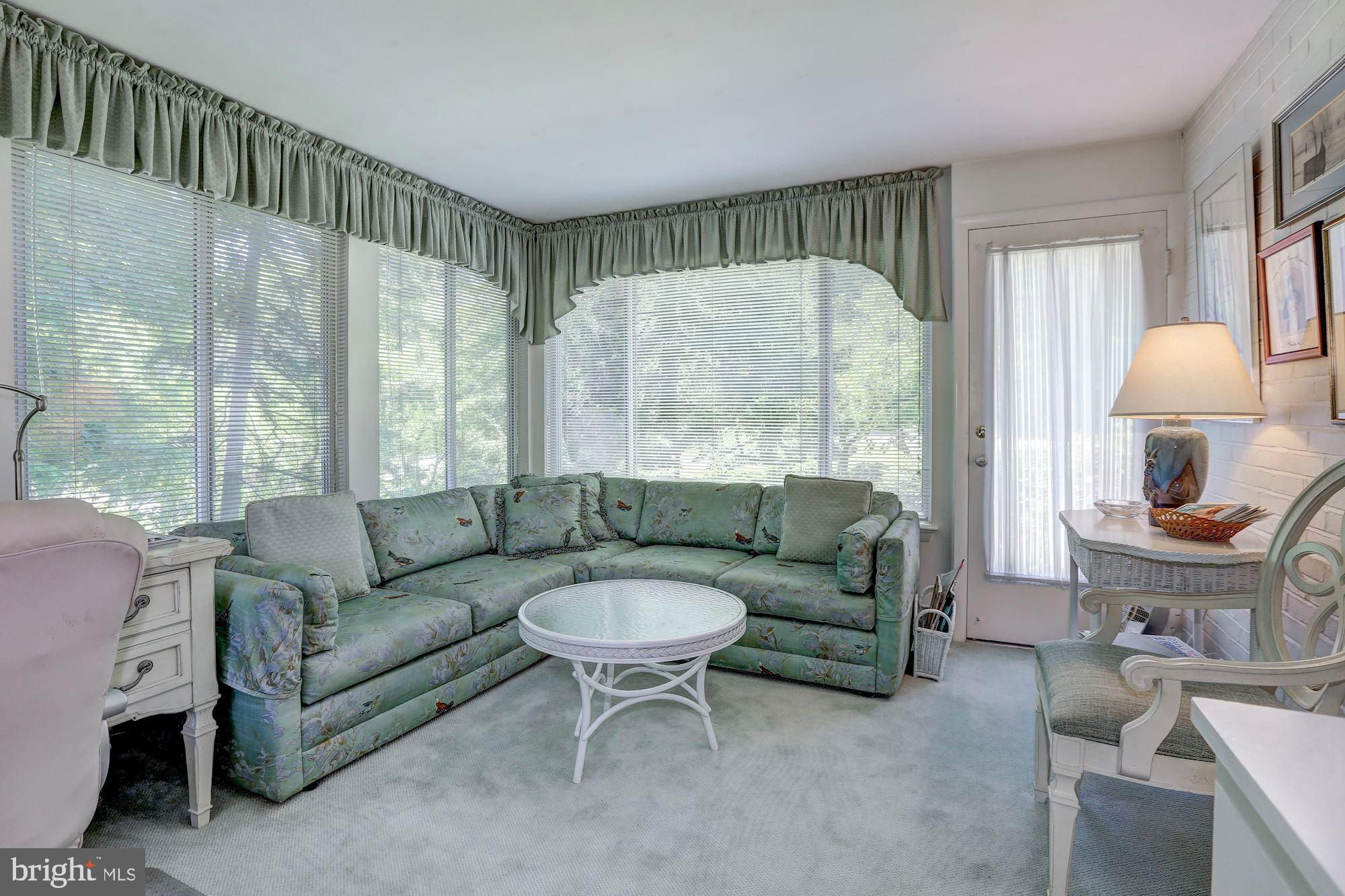 LONGWOOD - Residential