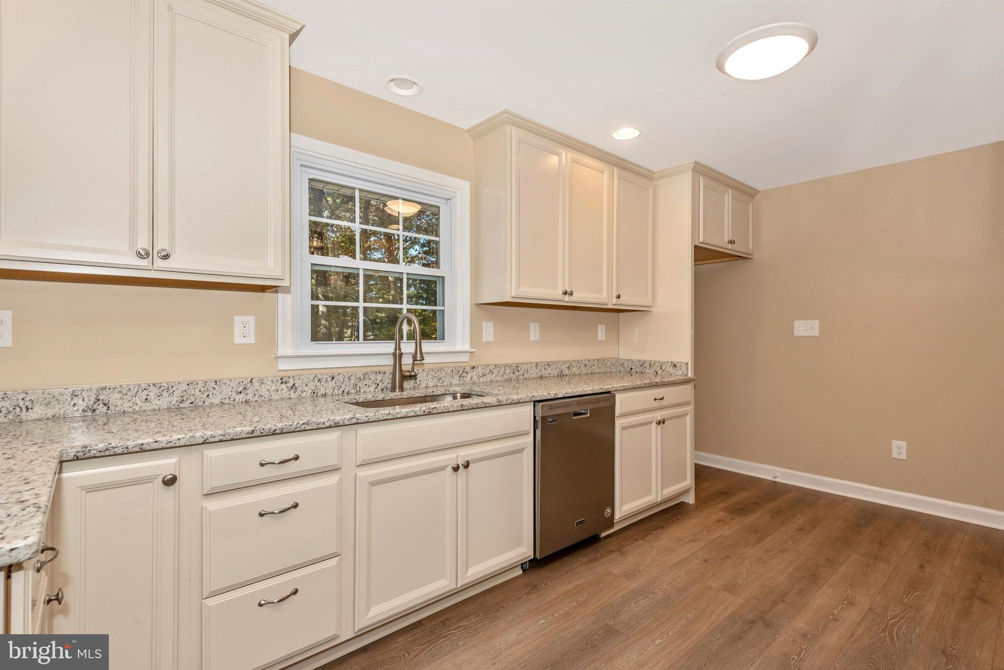 RED OAK HILLS - Residential