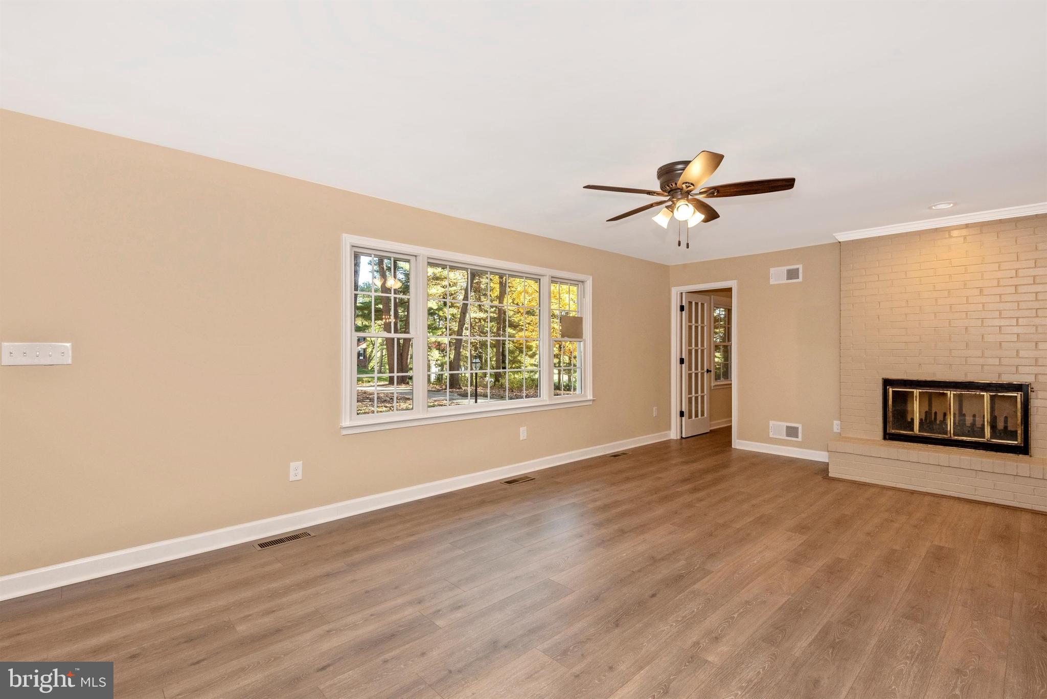 RED OAK HILLS - Residential