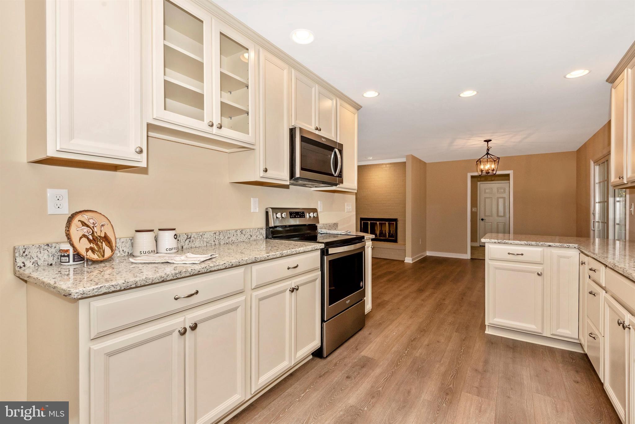 RED OAK HILLS - Residential