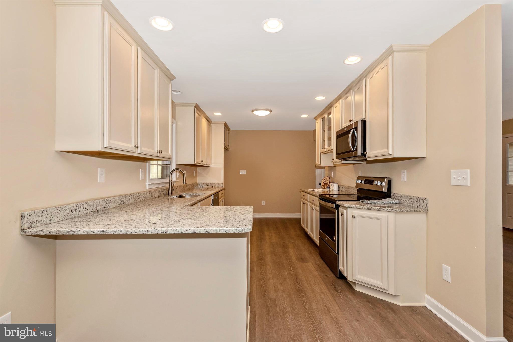 RED OAK HILLS - Residential