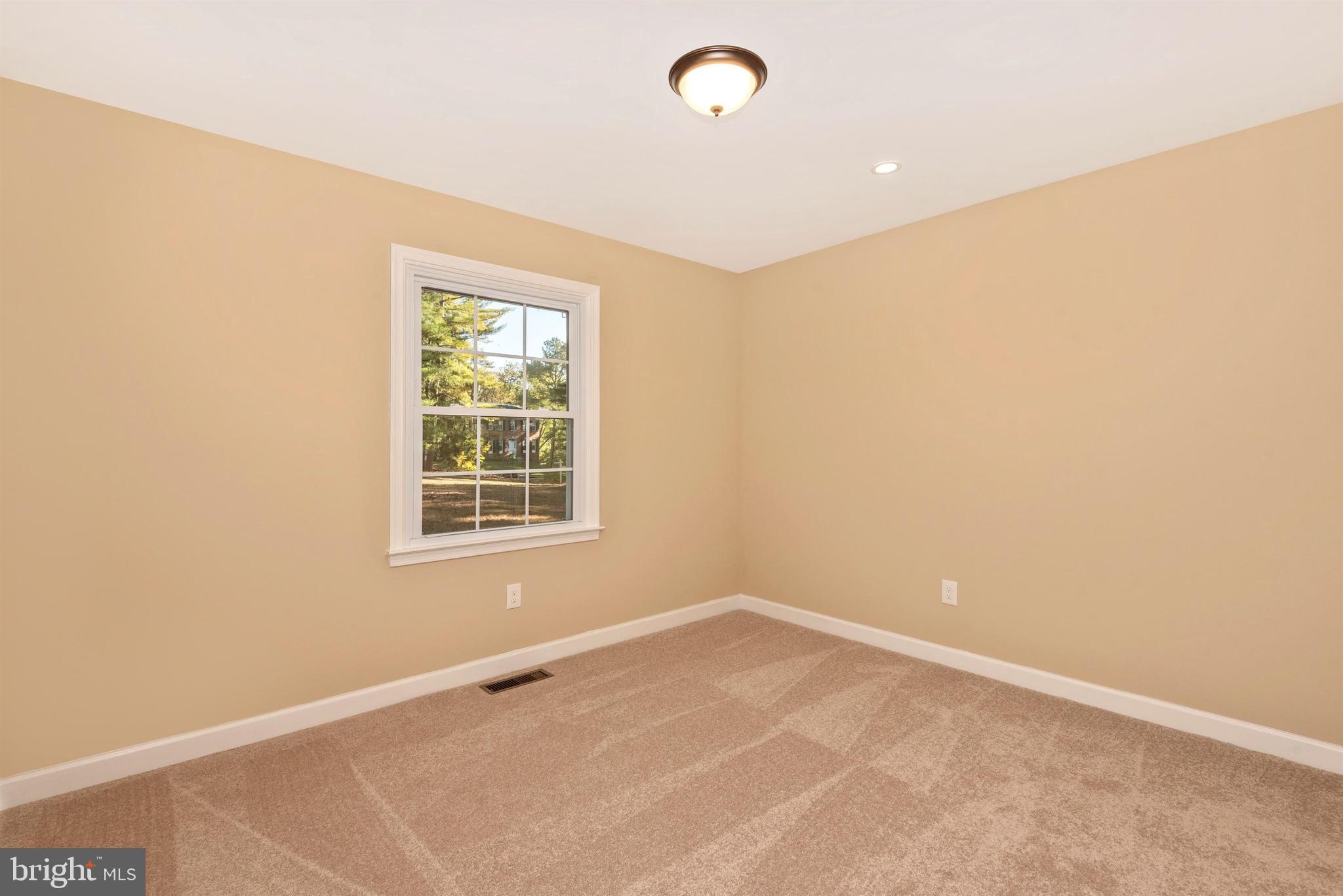 RED OAK HILLS - Residential