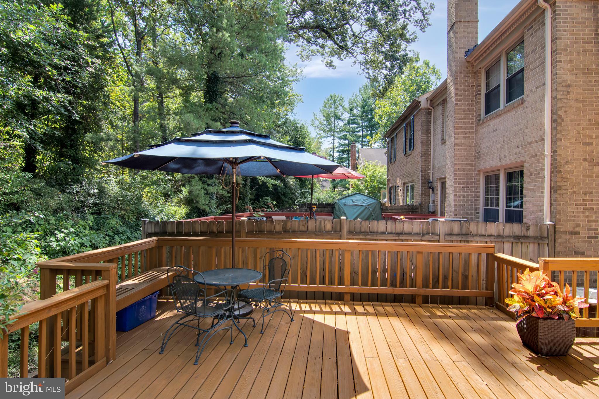 WOODLYNNE COMMUNITY - Residential