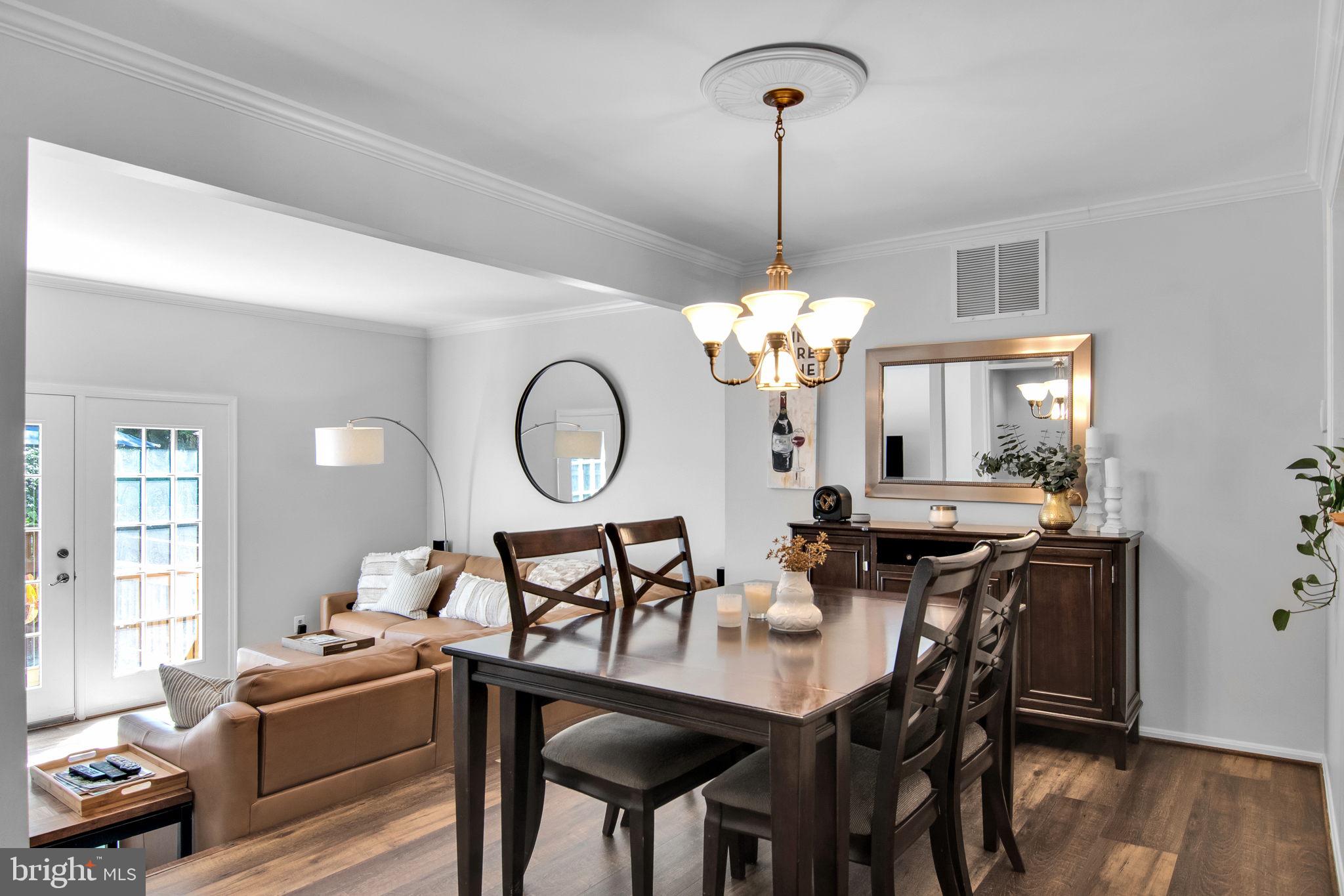 WOODLYNNE COMMUNITY - Residential