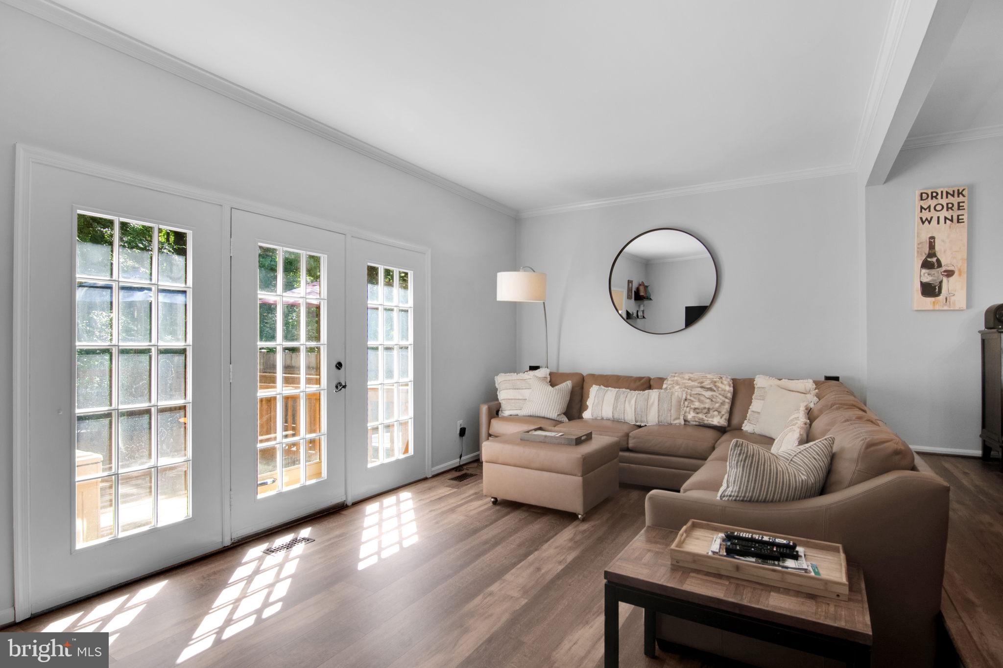 WOODLYNNE COMMUNITY - Residential