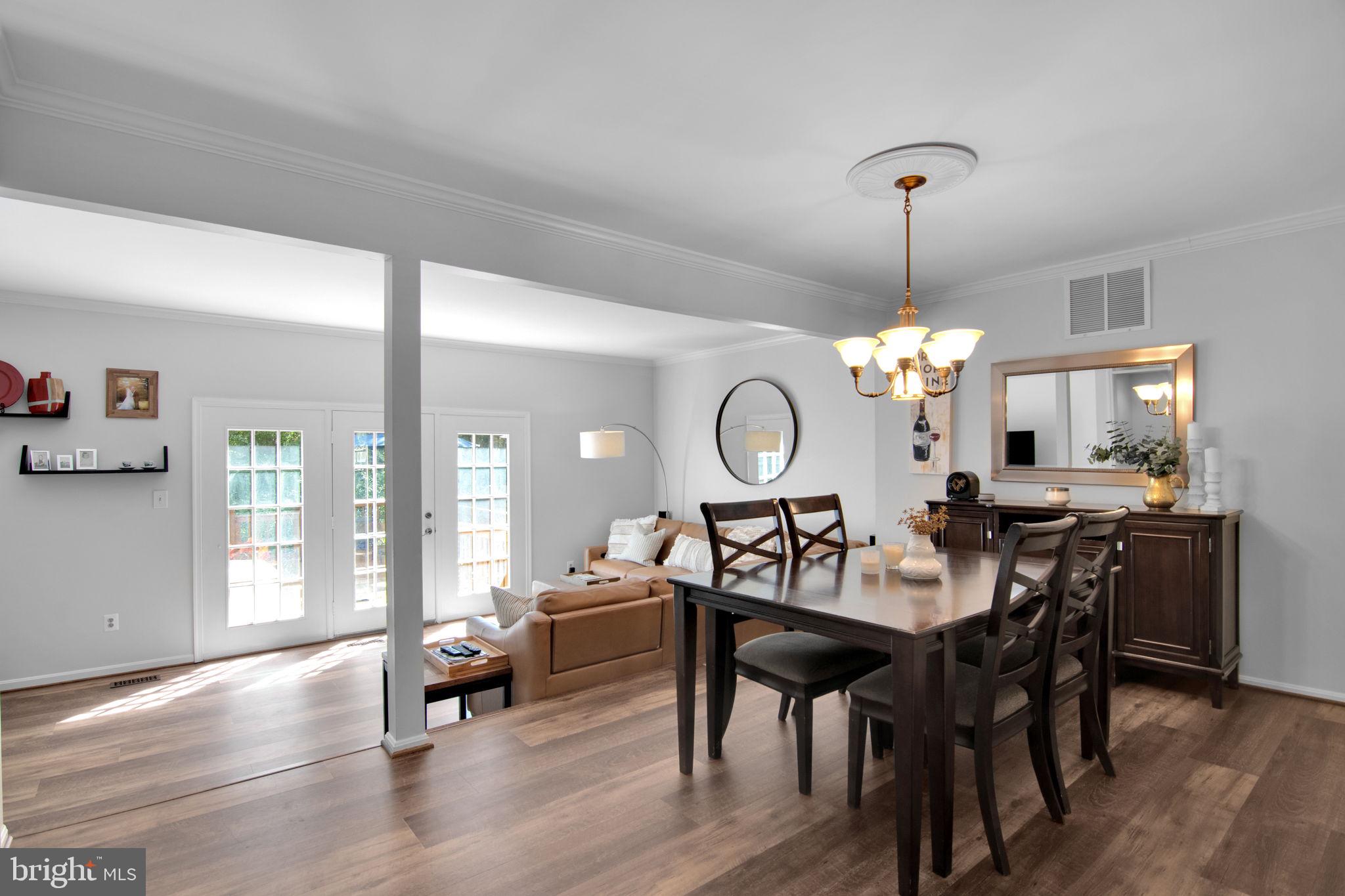 WOODLYNNE COMMUNITY - Residential