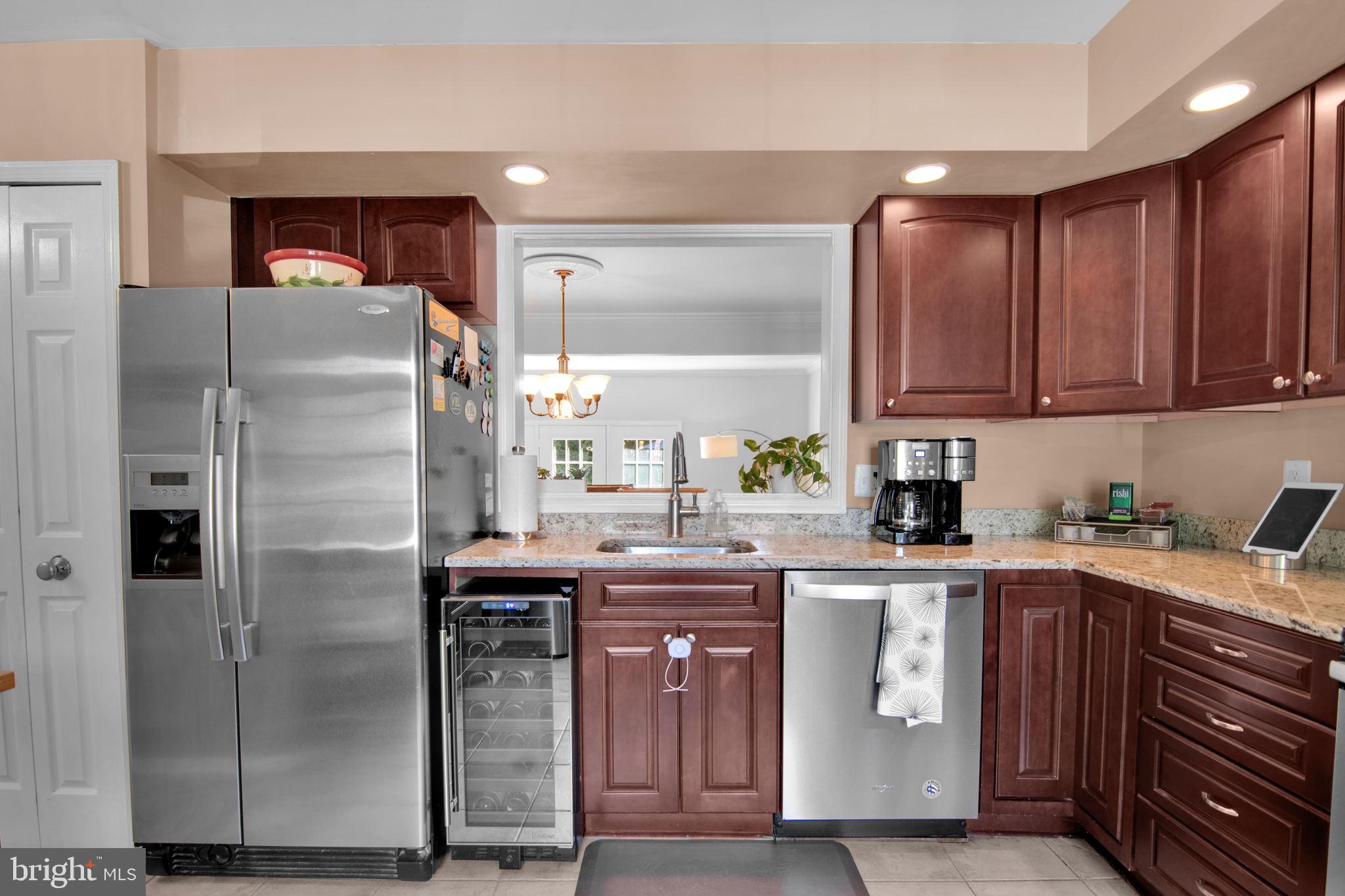 WOODLYNNE COMMUNITY - Residential