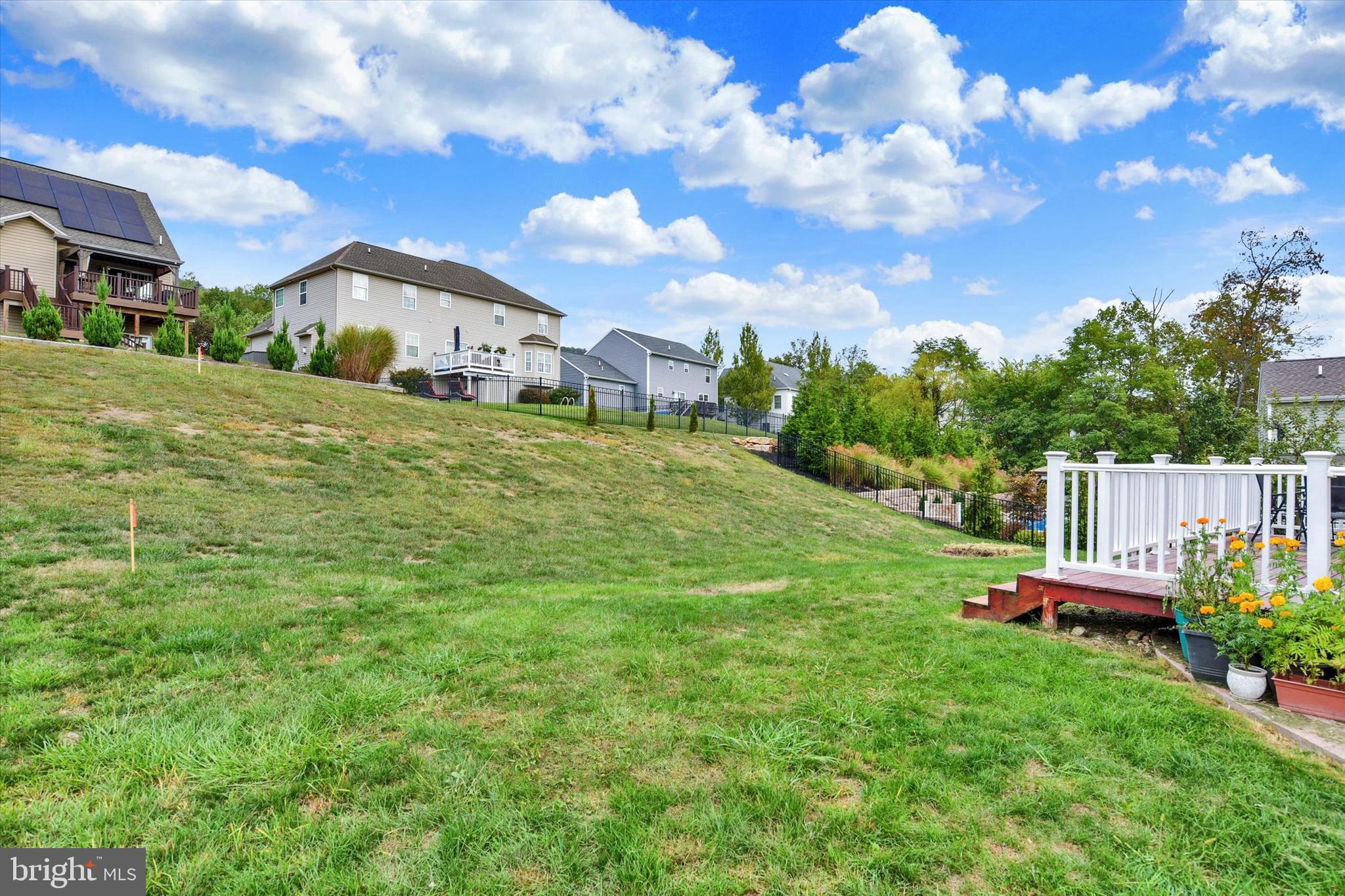 MARGARETS GROVE - Residential