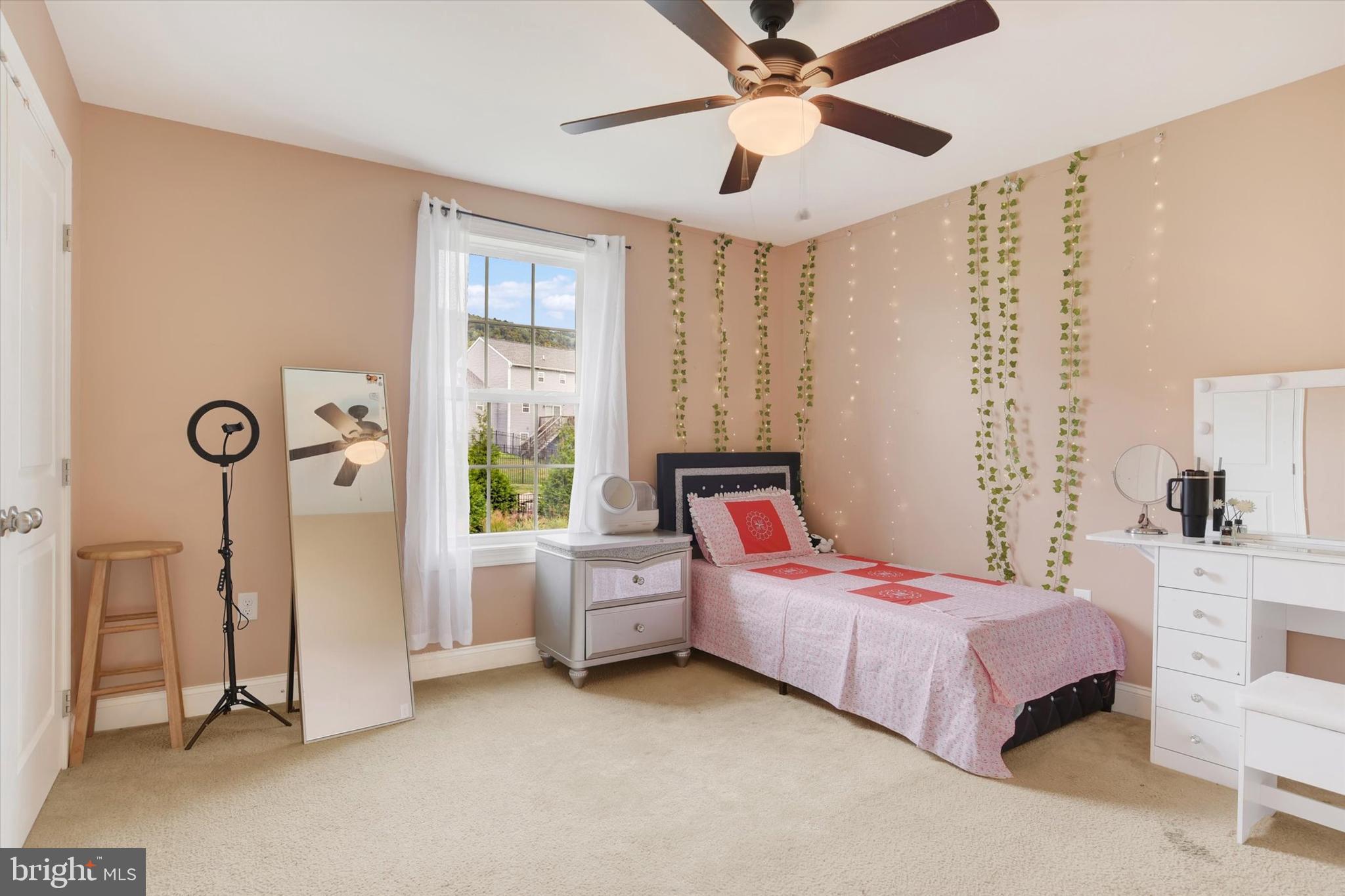 MARGARETS GROVE - Residential