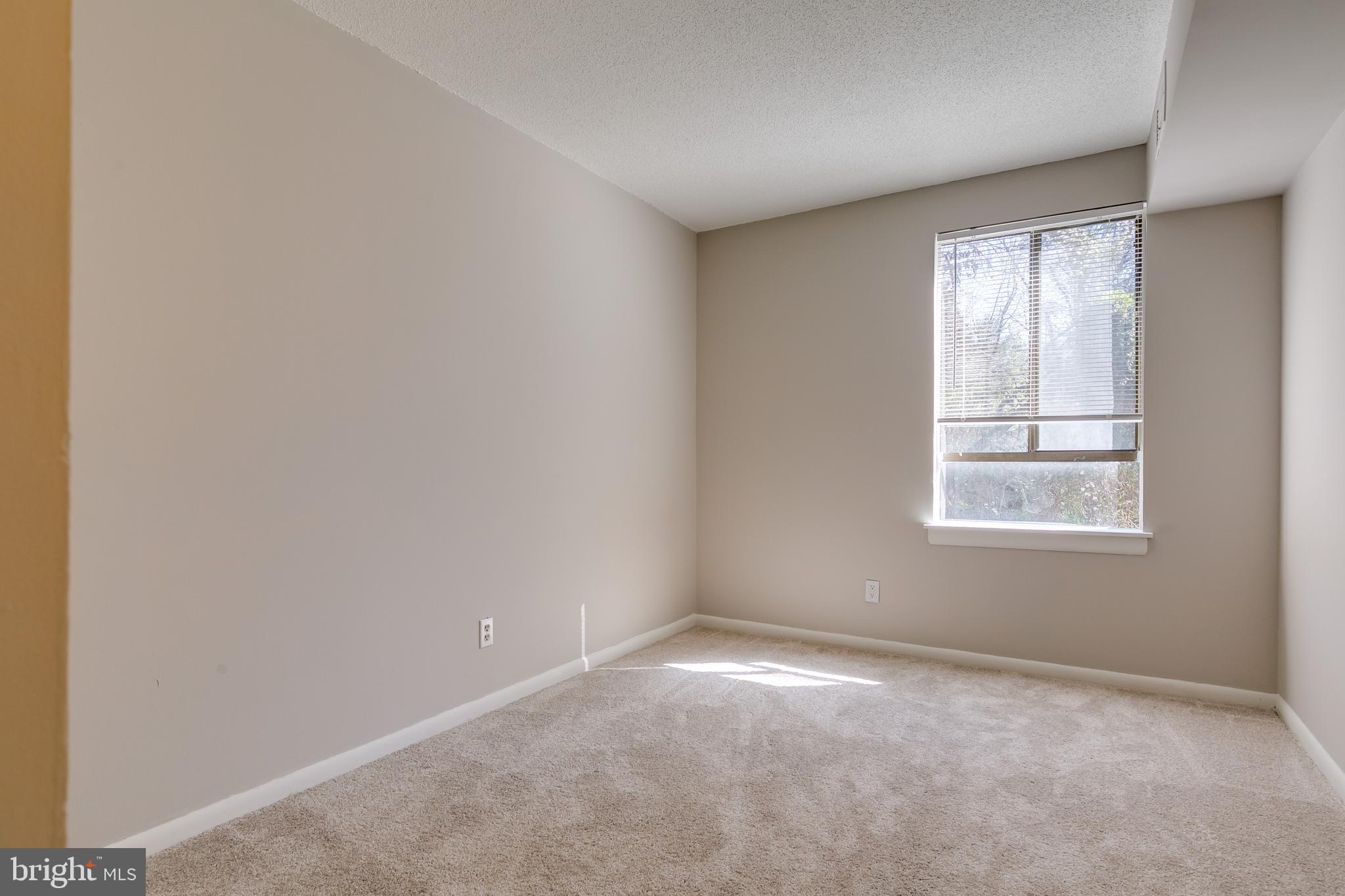 SHADOWOOD - Residential