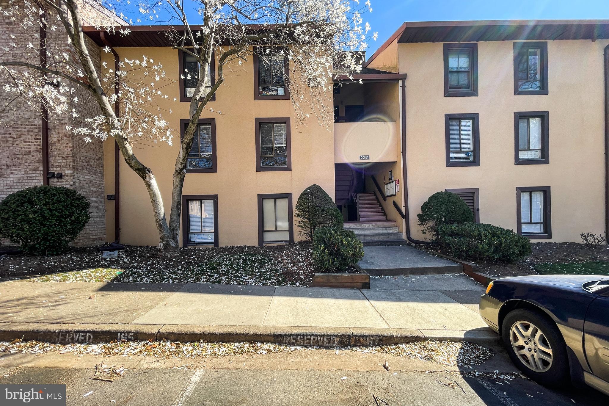 SHADOWOOD - Residential