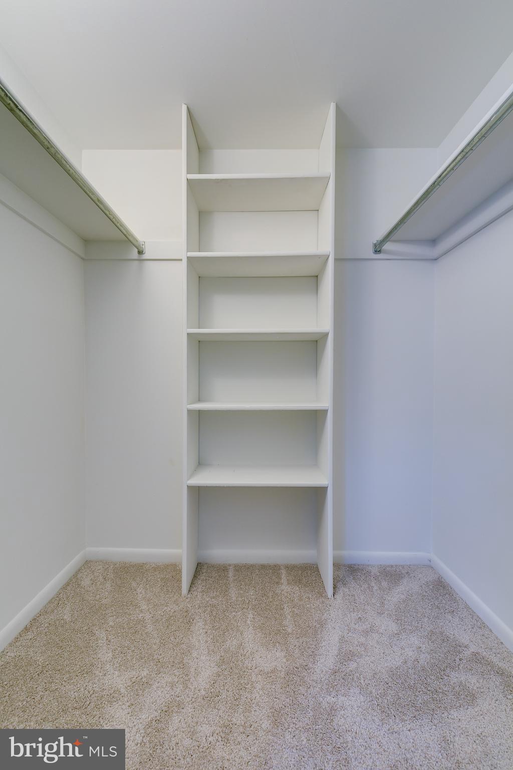 SHADOWOOD - Residential