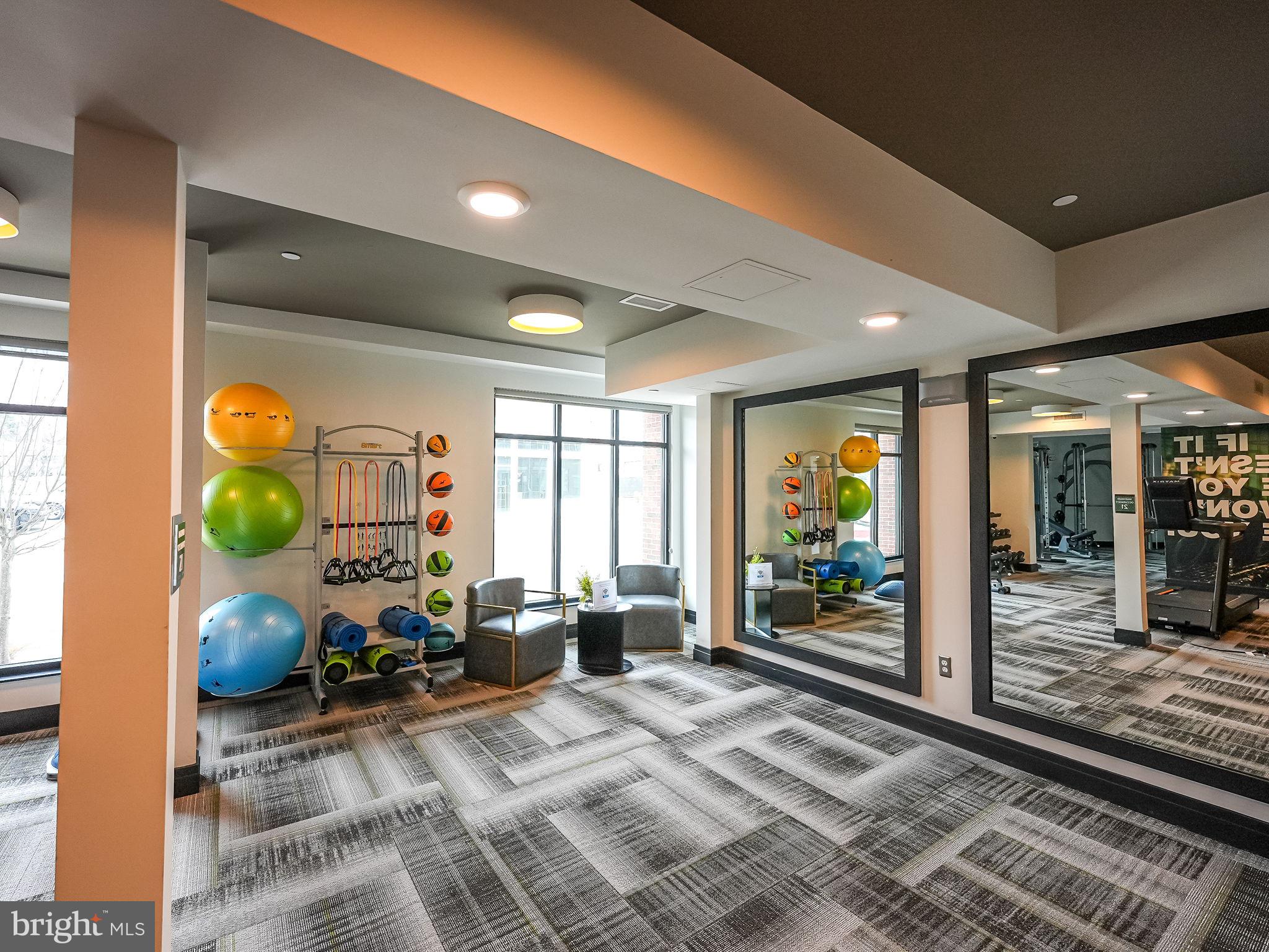 BOULEVARD VI TOWNS - Residential