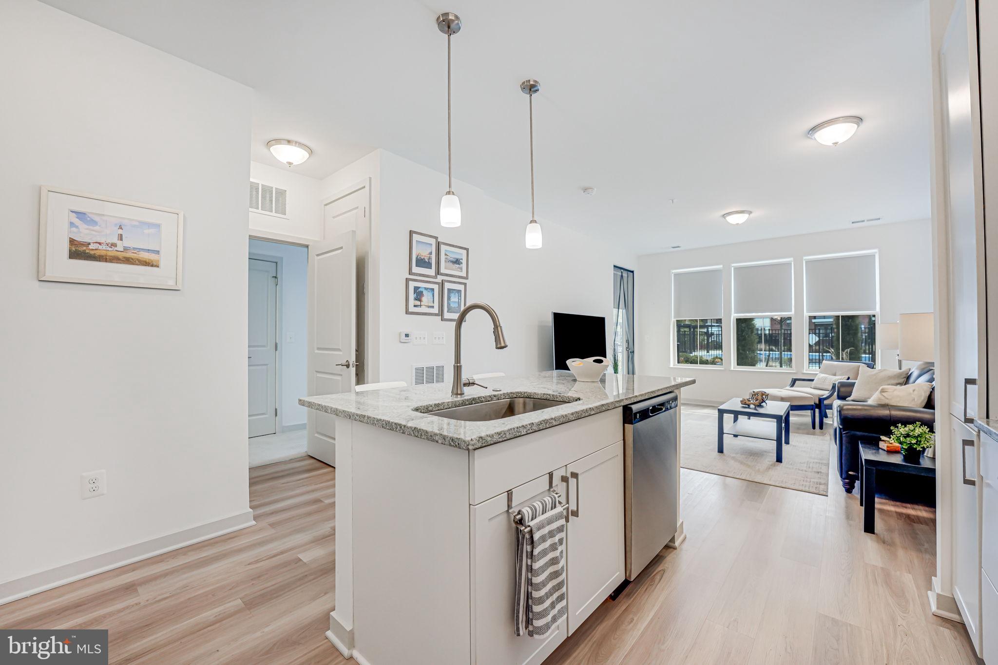 BOULEVARD VI TOWNS - Residential