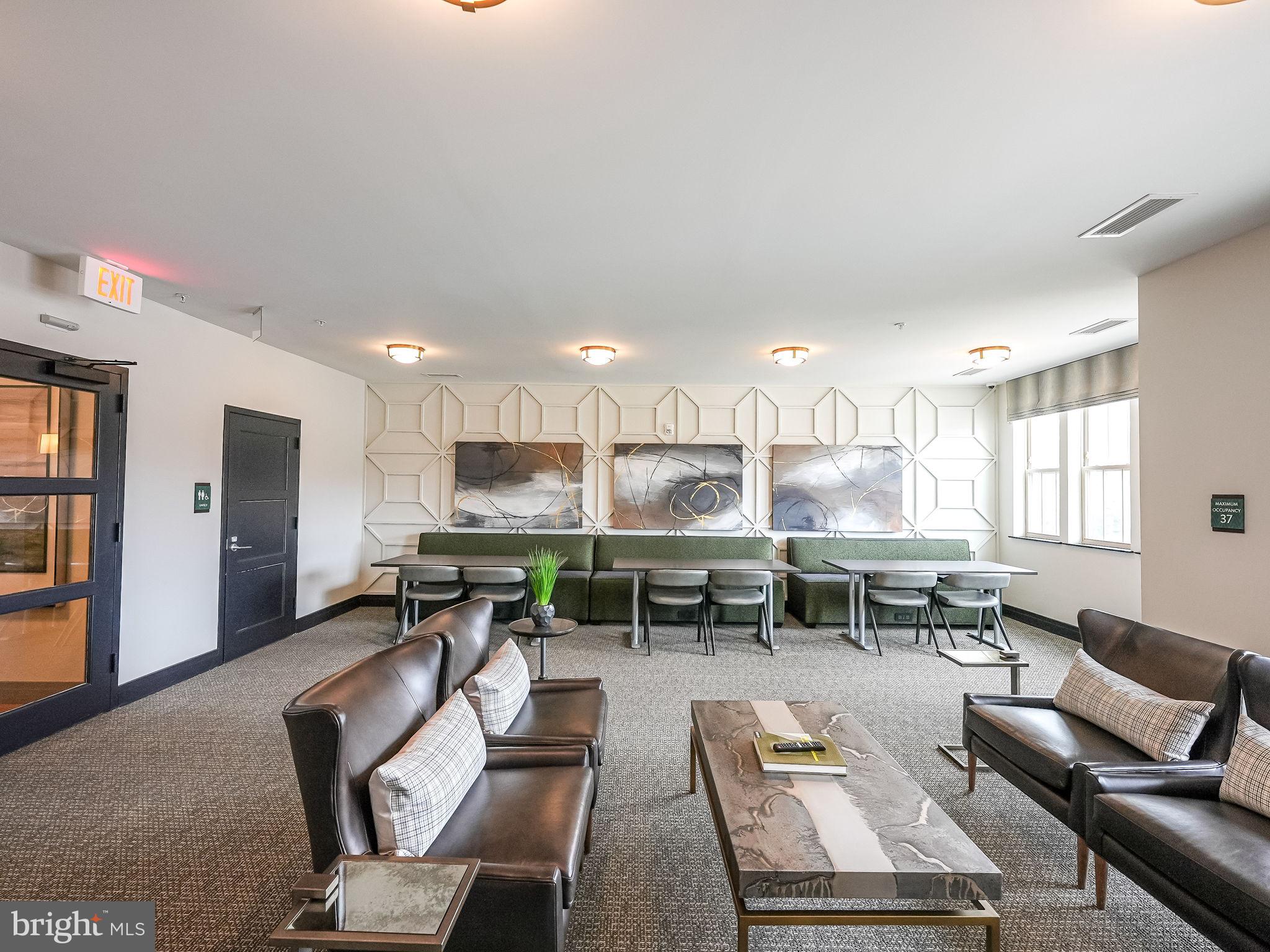 BOULEVARD VI TOWNS - Residential