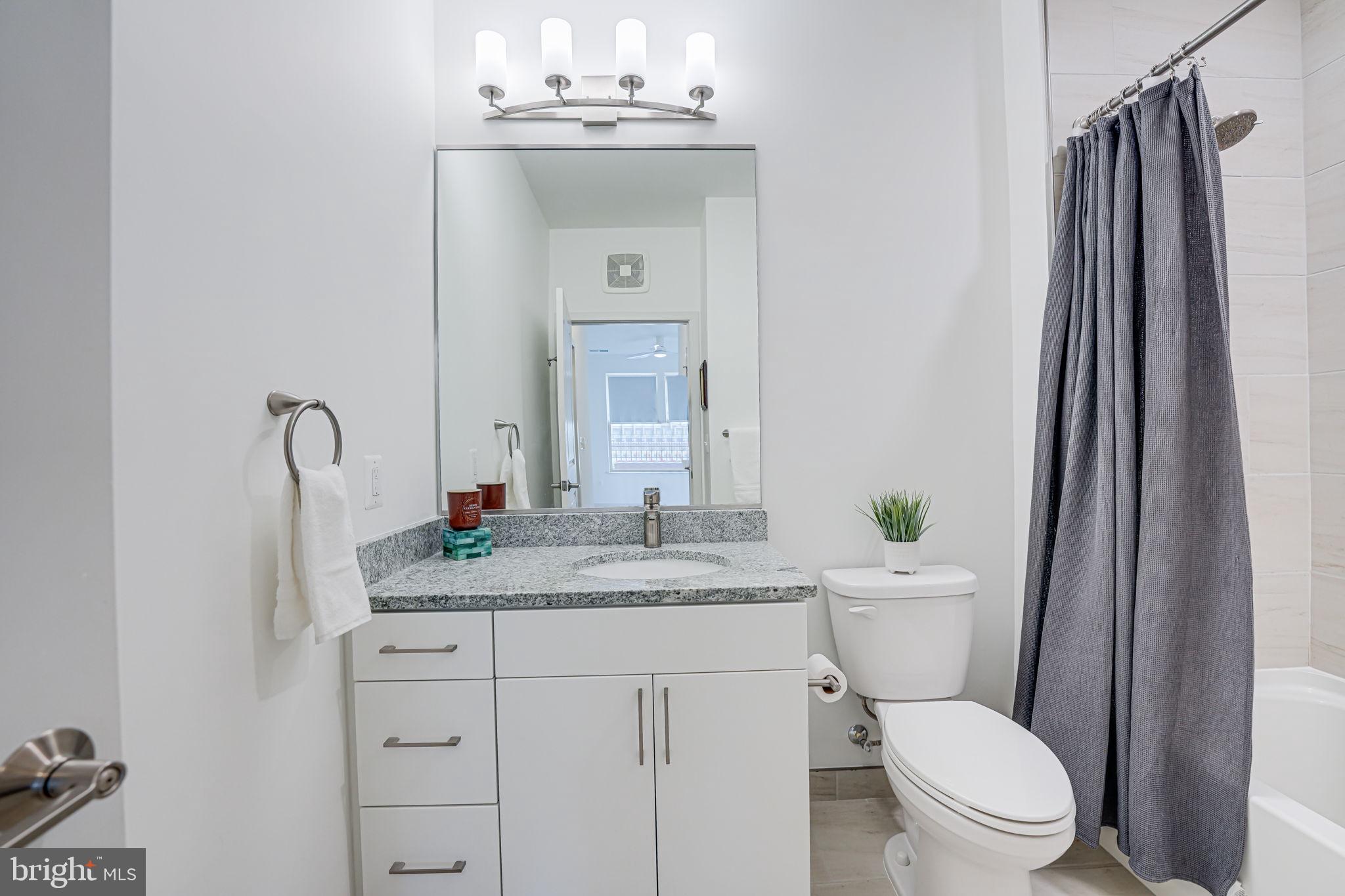 BOULEVARD VI TOWNS - Residential