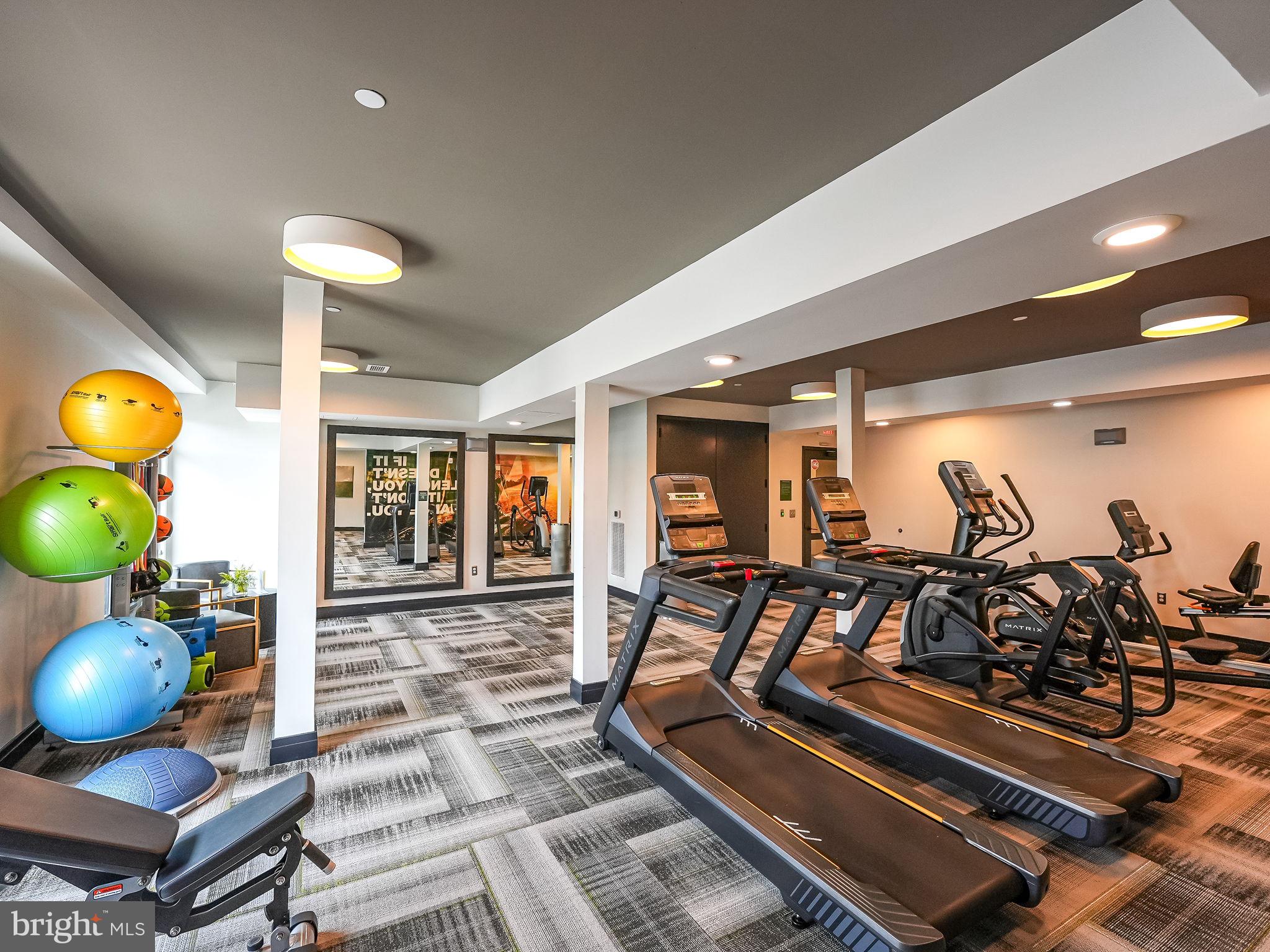 BOULEVARD VI TOWNS - Residential