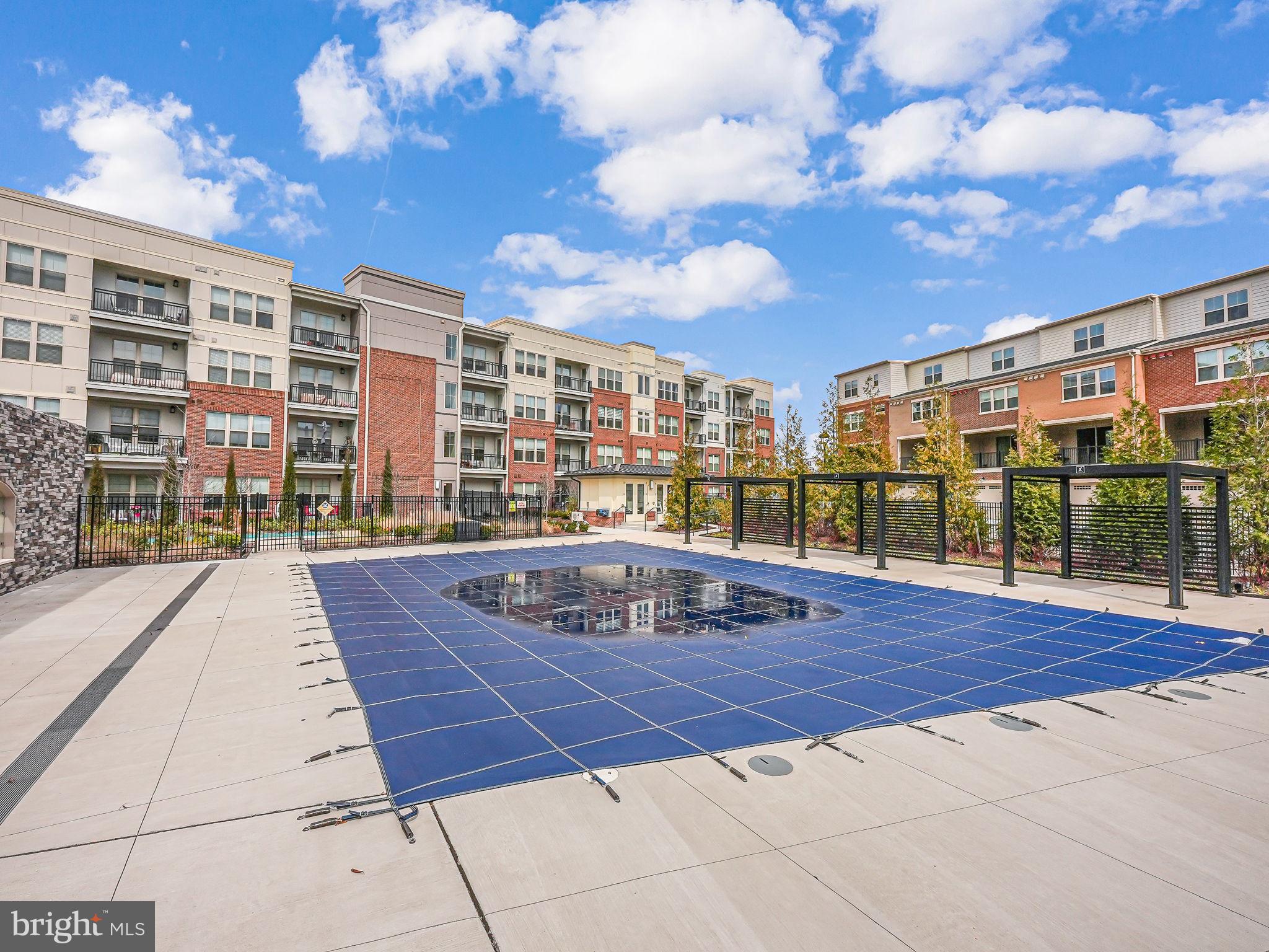 BOULEVARD VI TOWNS - Residential