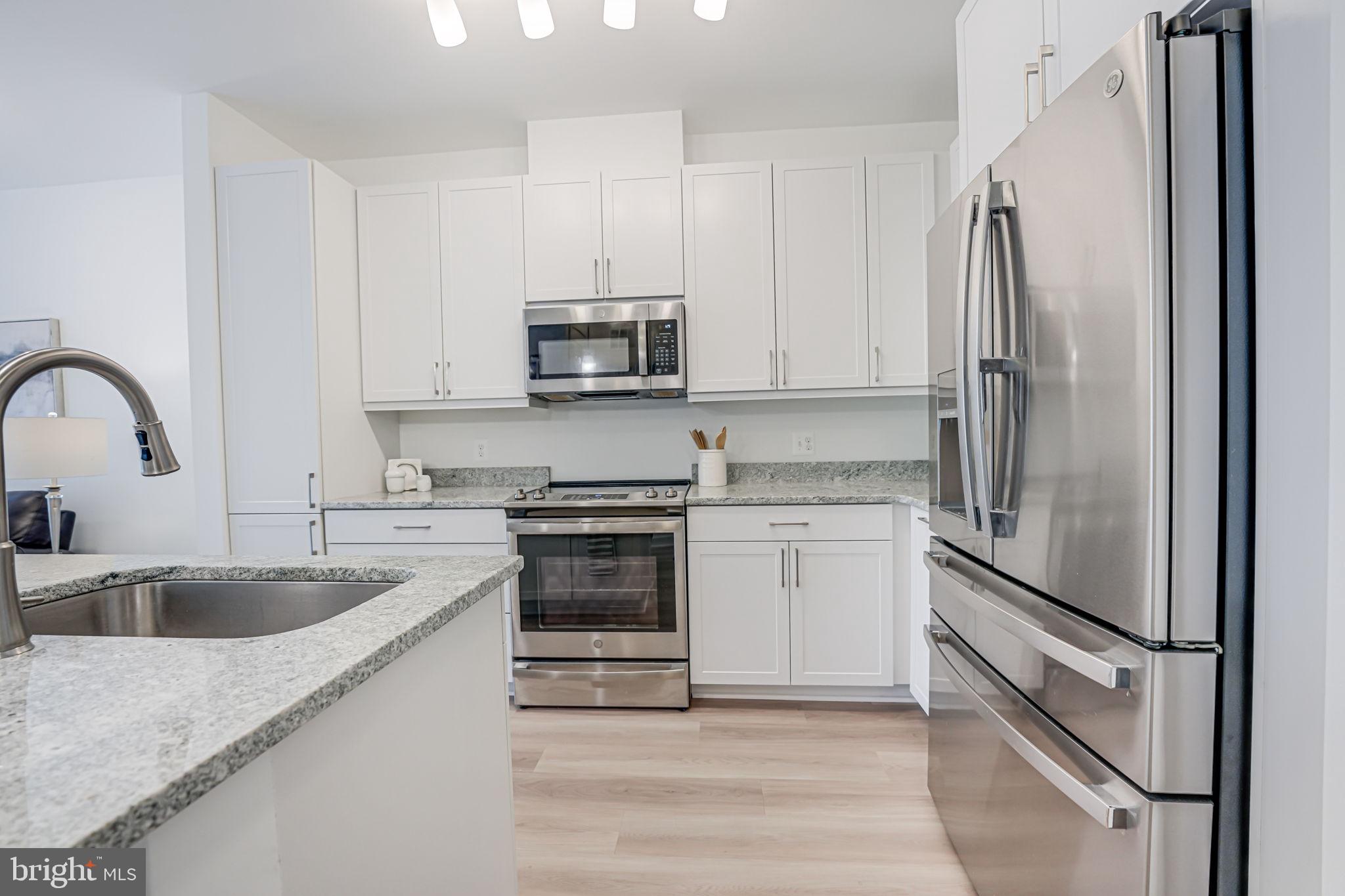 BOULEVARD VI TOWNS - Residential