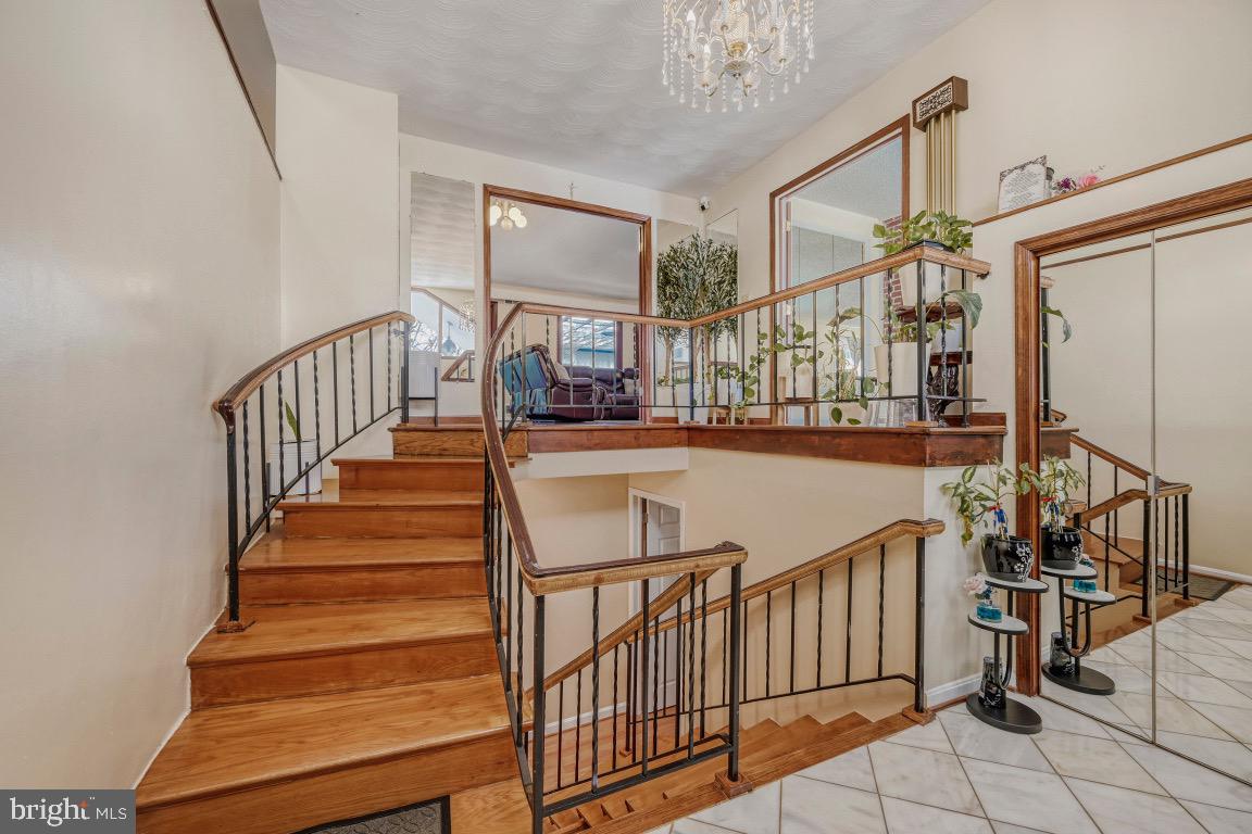 GAYFIELDS - Residential