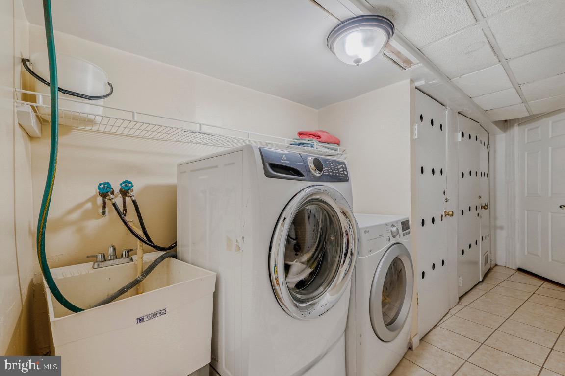 GAYFIELDS - Residential