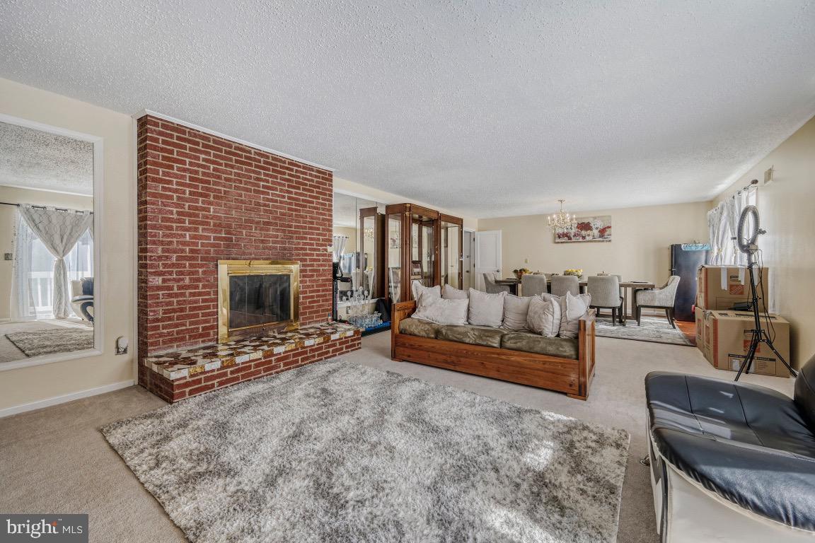 GAYFIELDS - Residential