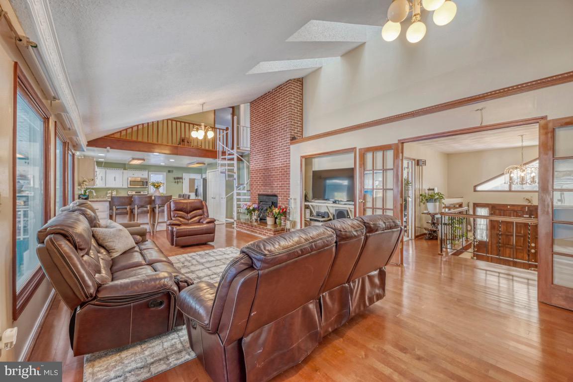 GAYFIELDS - Residential