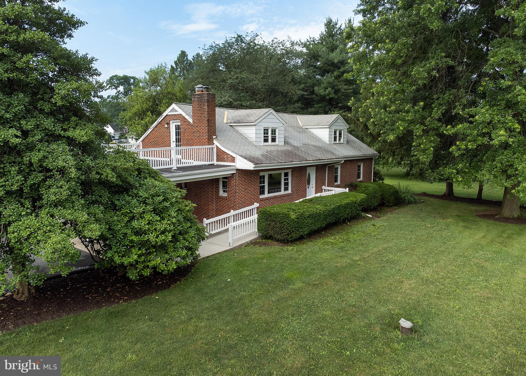1239 W TRINDLE ROAD