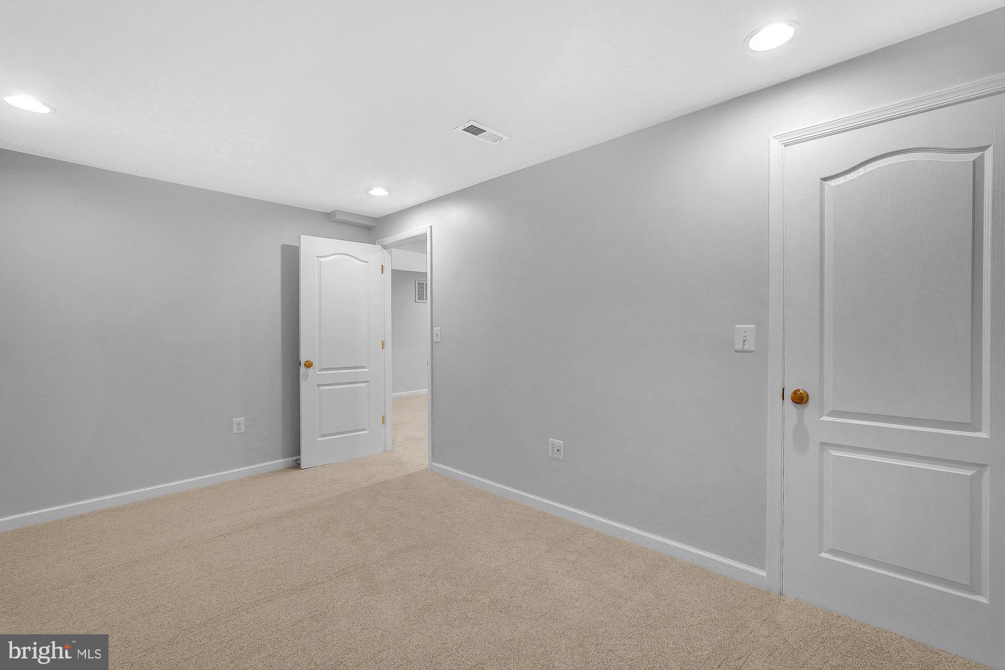 DOMINION VALLEY - Residential