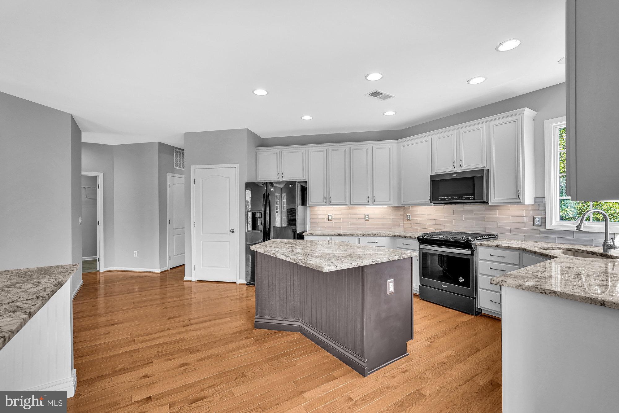 DOMINION VALLEY - Residential