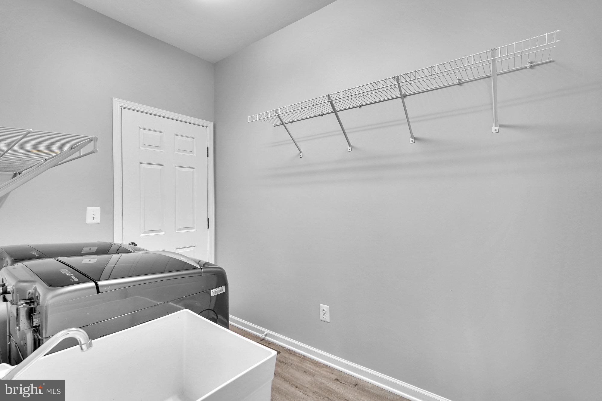 DOMINION VALLEY - Residential