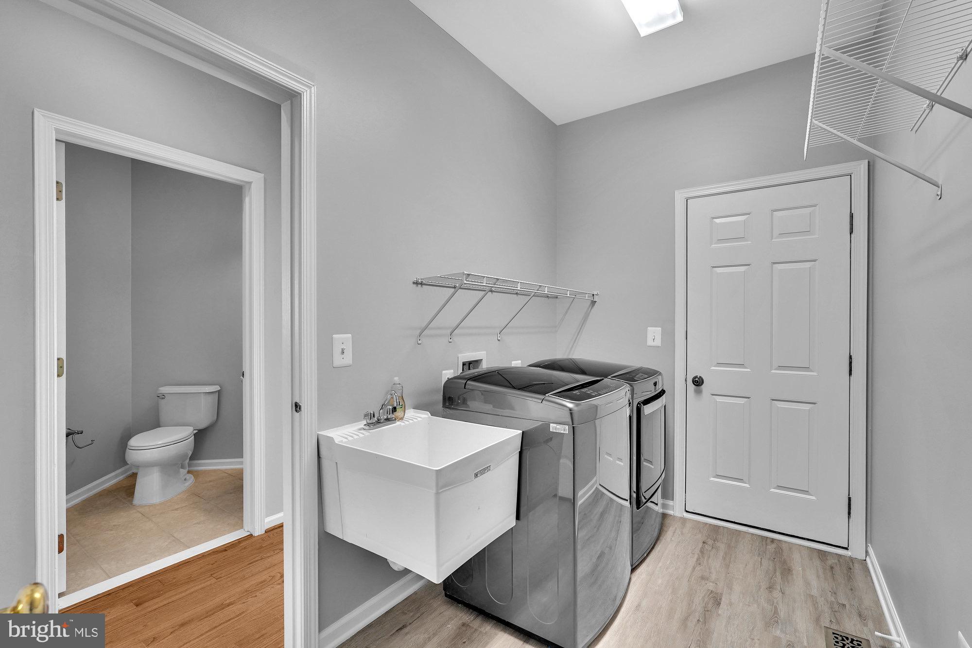 DOMINION VALLEY - Residential