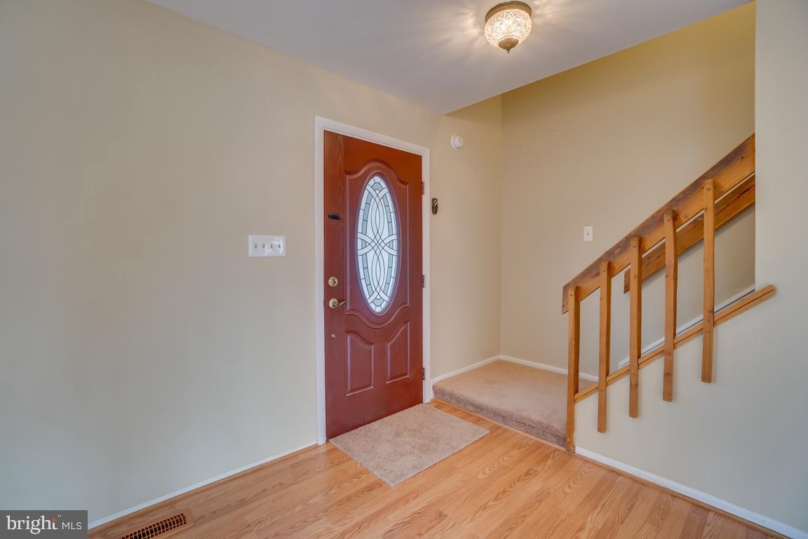 MONTCLAIR/COUNTRY CLUB - Residential