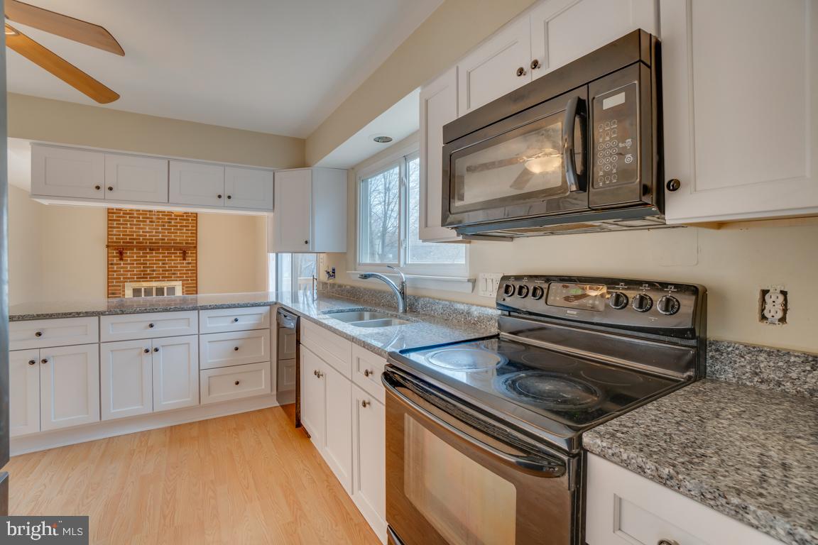 MONTCLAIR/COUNTRY CLUB - Residential