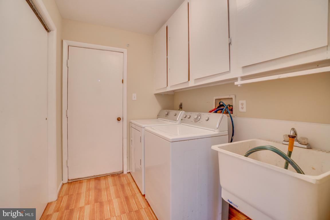 MONTCLAIR/COUNTRY CLUB - Residential