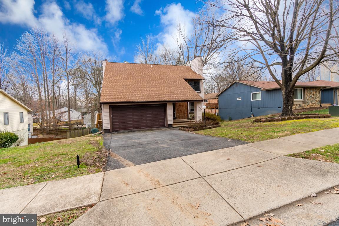 MONTCLAIR/COUNTRY CLUB - Residential