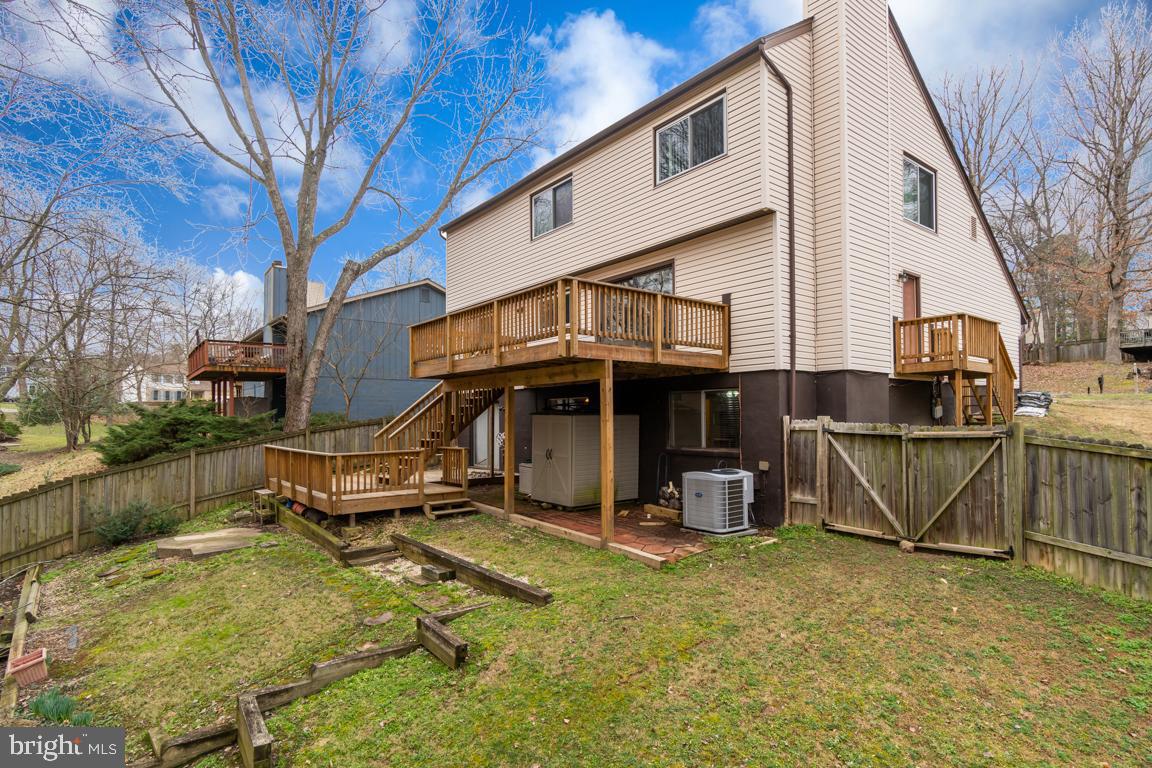 MONTCLAIR/COUNTRY CLUB - Residential